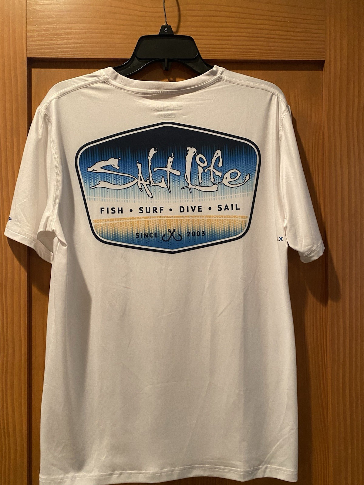 Salt Life Men’s White Fish Surf Dive Sail SLX (Drifit) S /S Shirt NWT S gallery