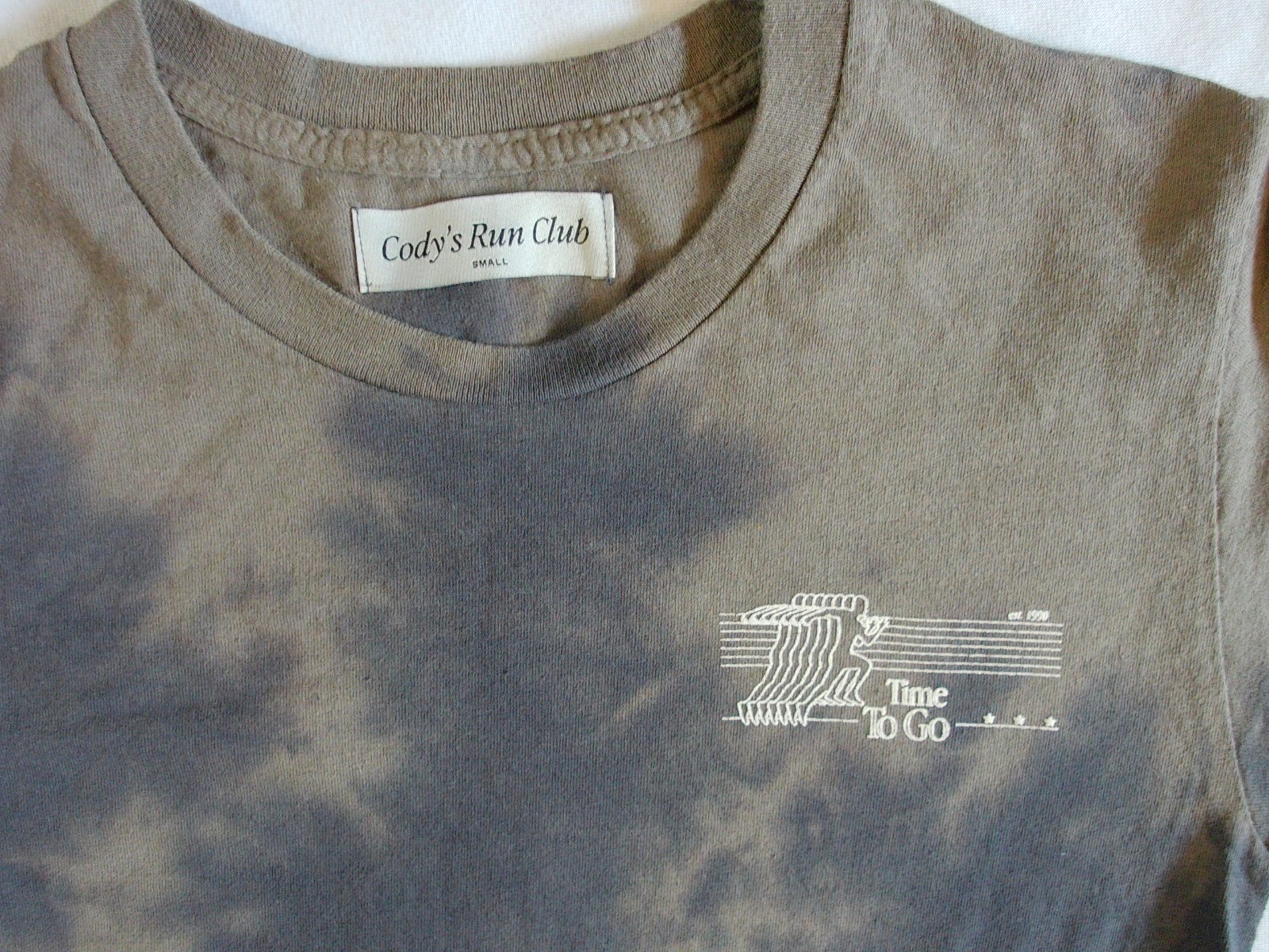 CODY'S RUN CLUB tye dye T Shirt Men's Small Graphic Fitness Jog KO TIME TO GO gallery