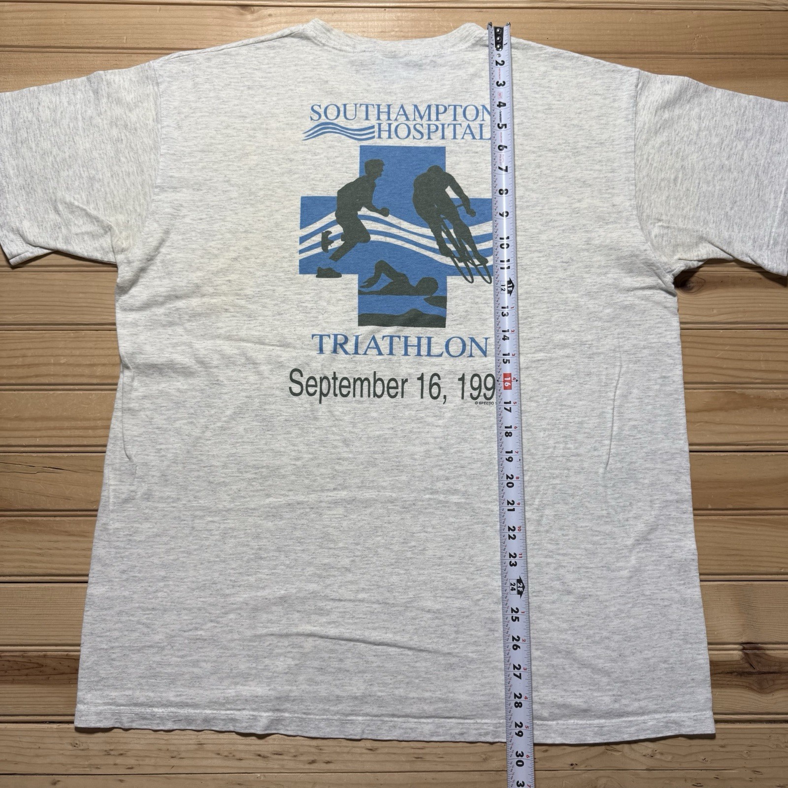 Vintage 90s 1995 South Hampton Triathlon Run Bike Swim Race Shirt Size XL gallery