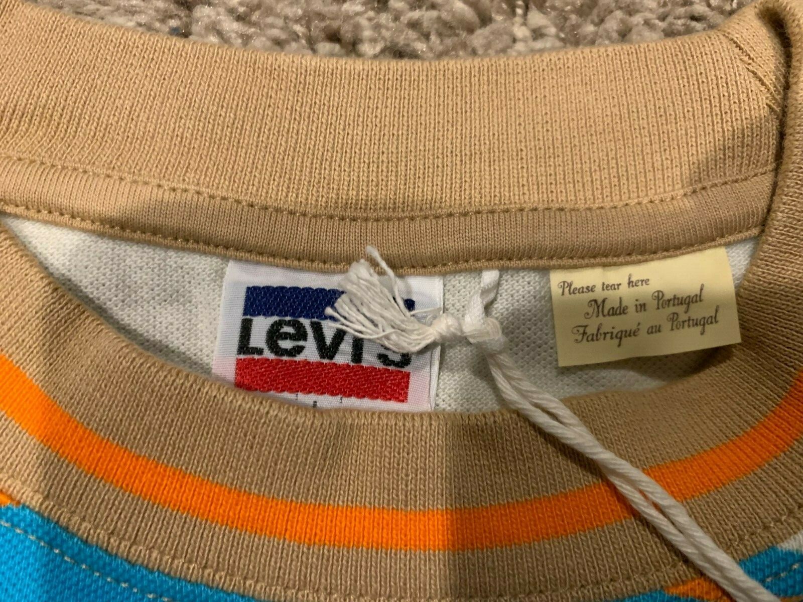 LEVI’S VINTAGE CLOTHING LVC 80’S WIDE T- SHIRT STRIPED LARGE NWT RT$115 B13 gallery