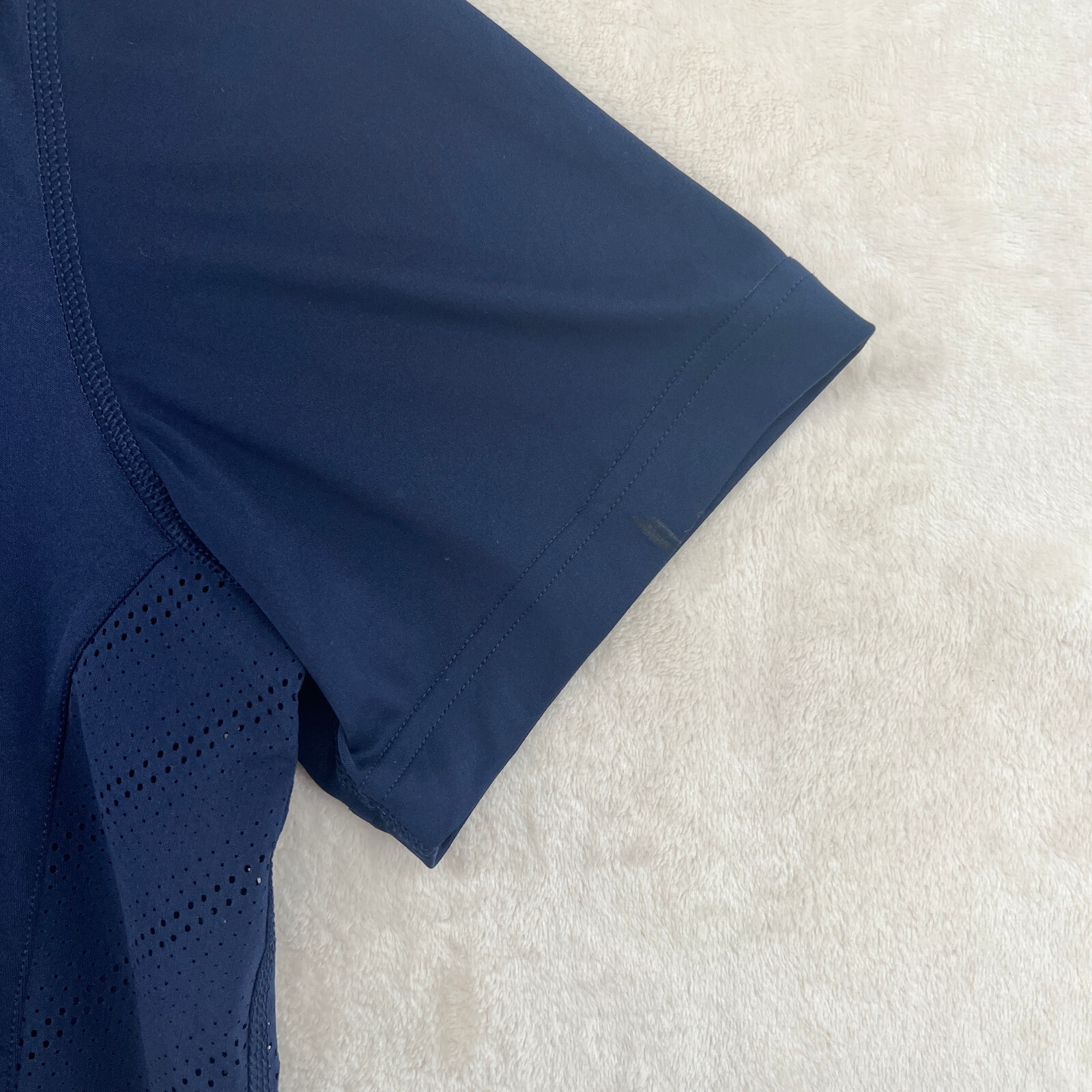 Under Armour Heatgear Men's Size M Solid Blue Loose Fit S/S Crew-Neck T-Shirt gallery