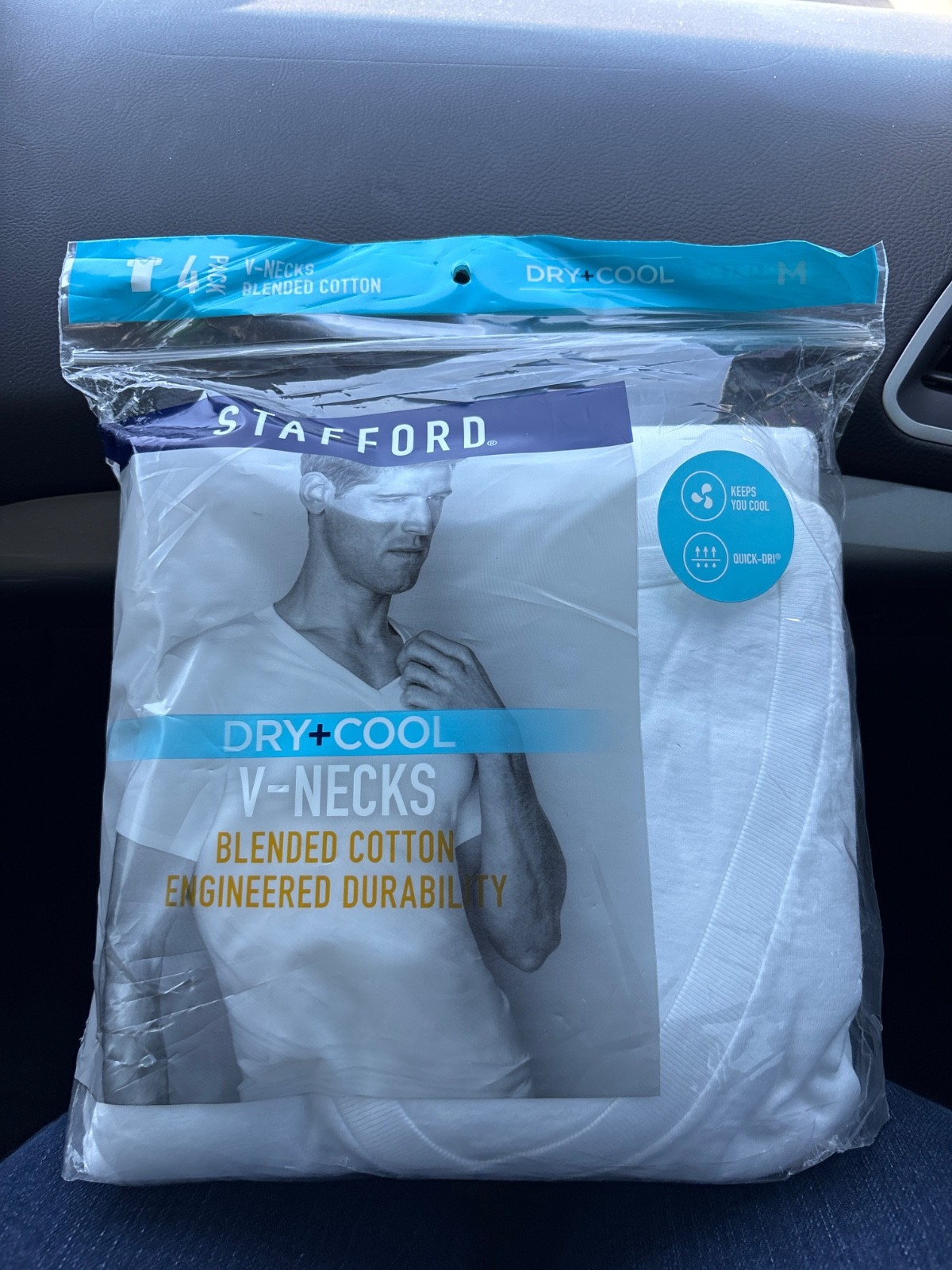 Stafford 4-Pack Men’s Dry+Cool Blended Cotton V-Neck T-Shirts White