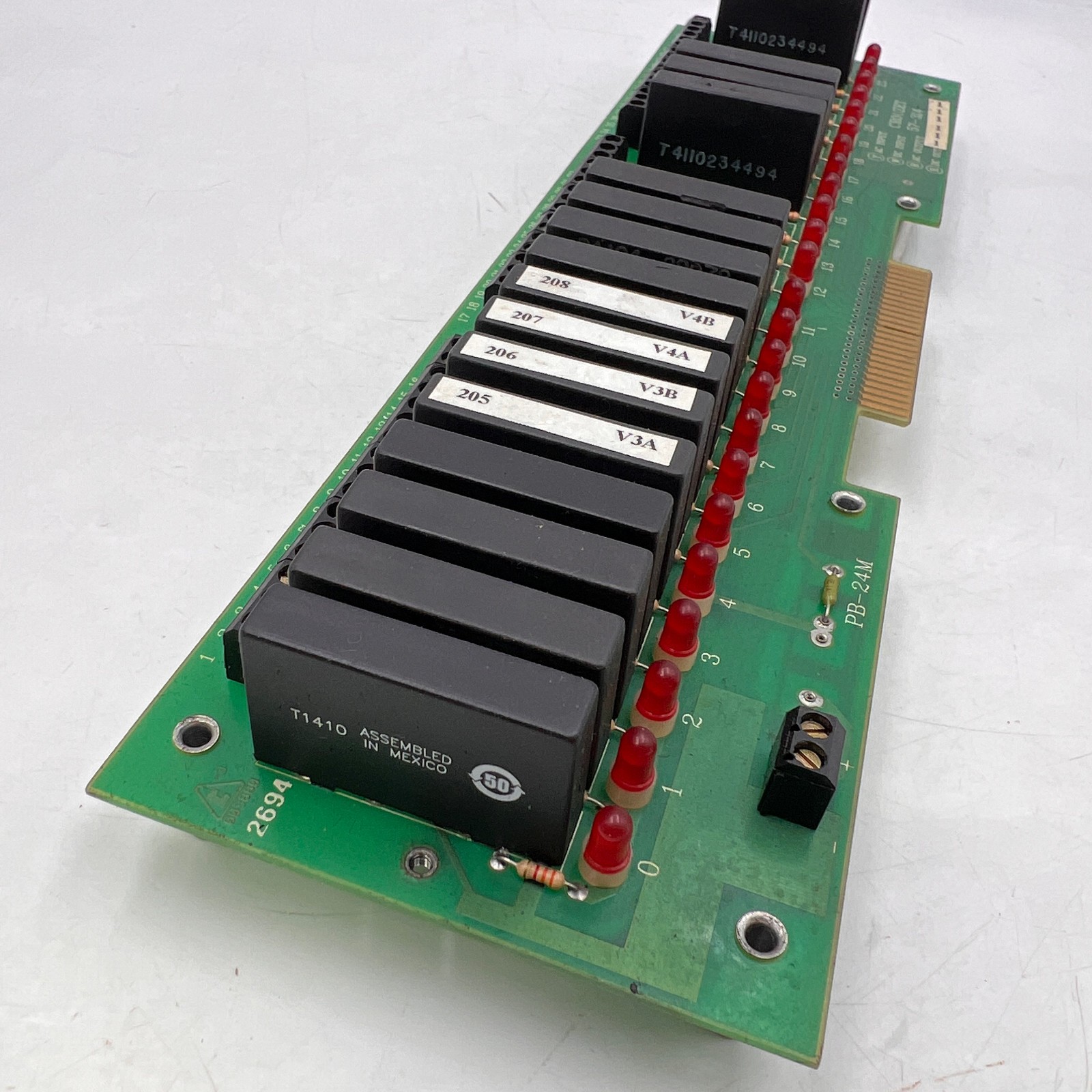 Crouzet Relay Module Board 57-314 with 17 relays M-OAC5 M-0AC5