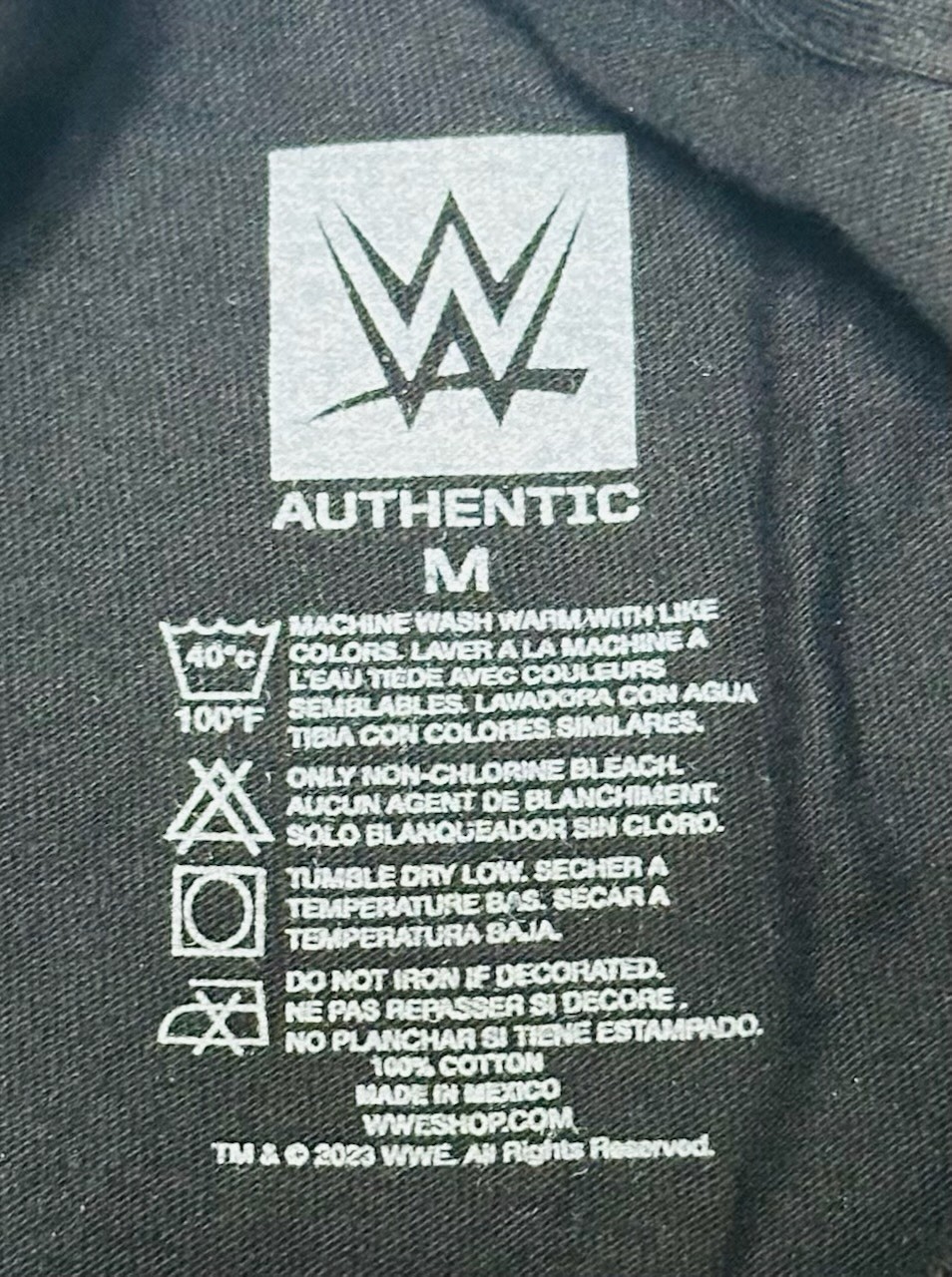 WWE Authentic LA Knight Let Me Talk To Ya! Wrestling Graphic Mens Black M Shirt gallery