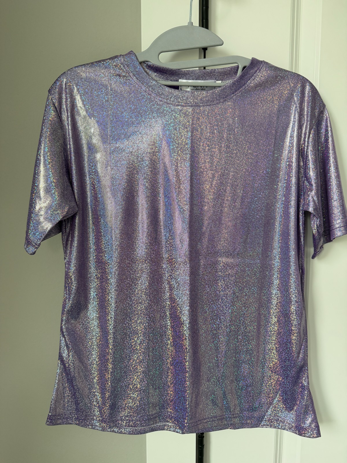FLNN Lilac Holographic Metallic T-Shirt Size S Shimmer Party Short Sleeve Te