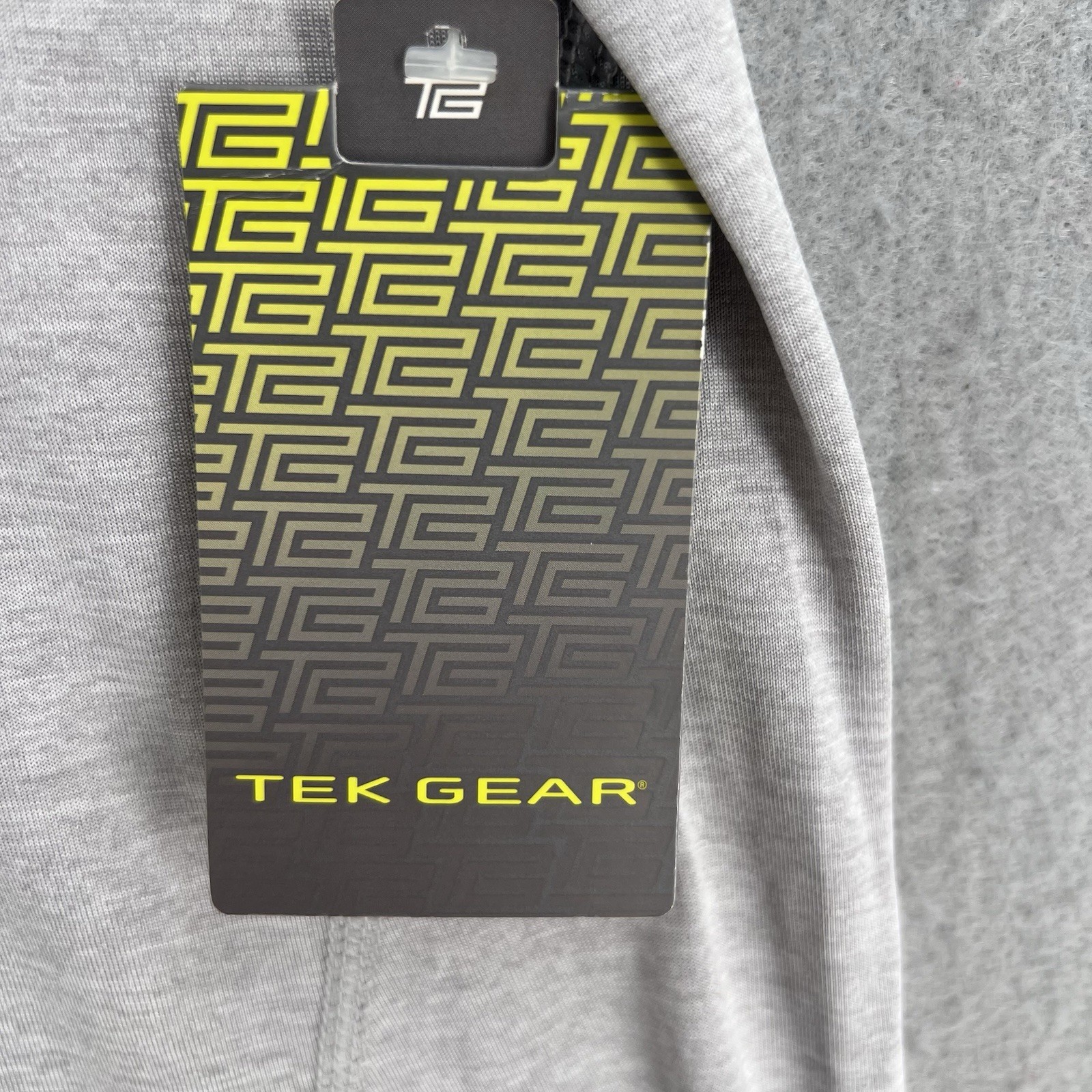 Tek Gear Tee Womens XL Gray Short Sleeve Athletic DryTek Athleisure Stretch gallery