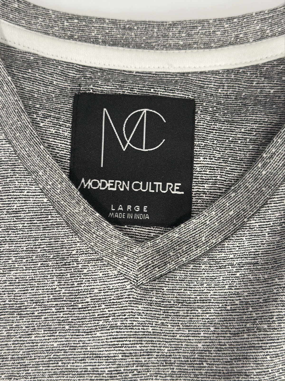 Modern Culture Men’s V-Neck Short Sleeve Colorblock T-Shirt Gray Black White L gallery