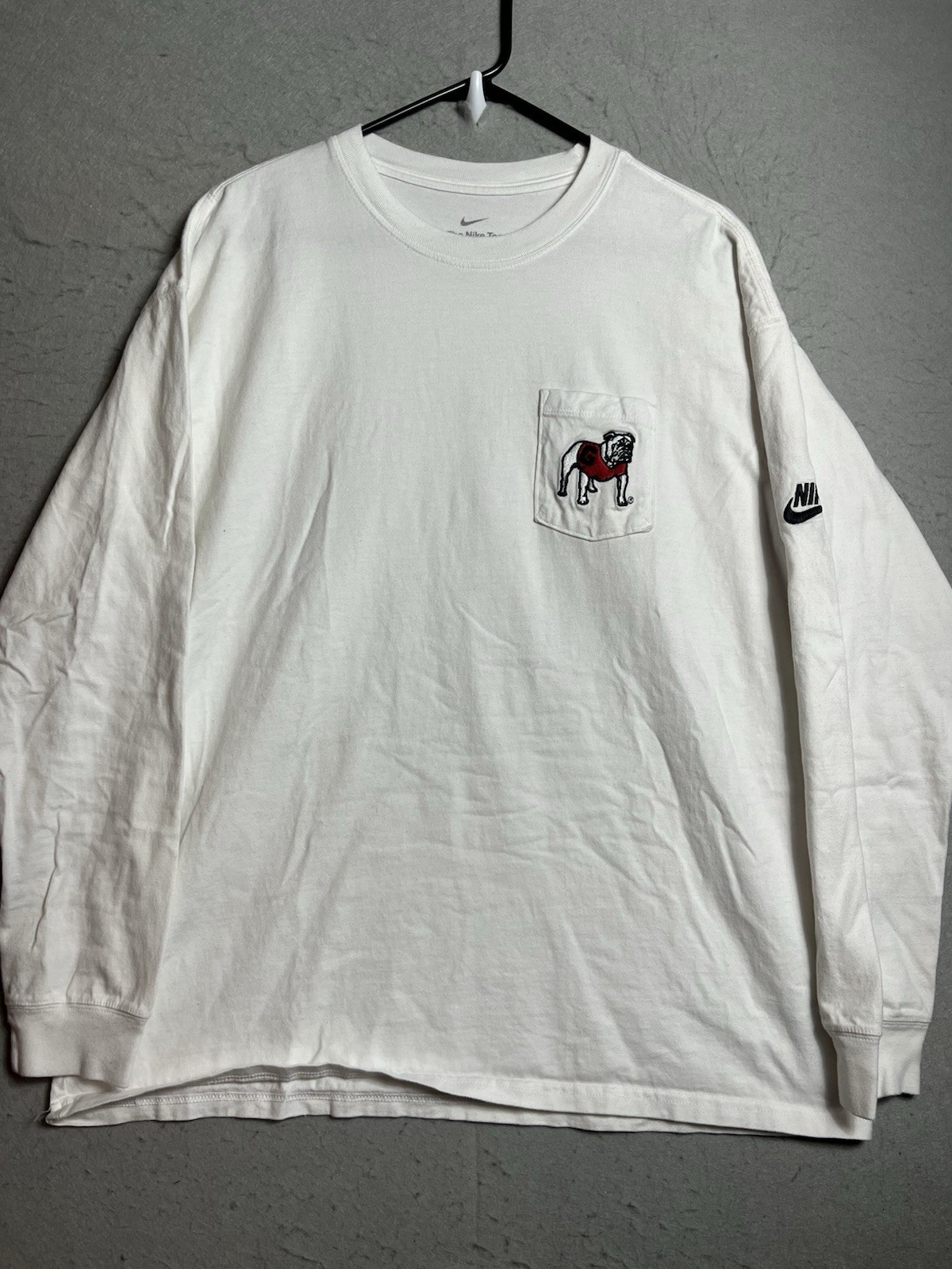 Men’s L Nike White Georgia Bulldogs Legacy Max90 Pocket Long Sleeve T-Shirt Logo