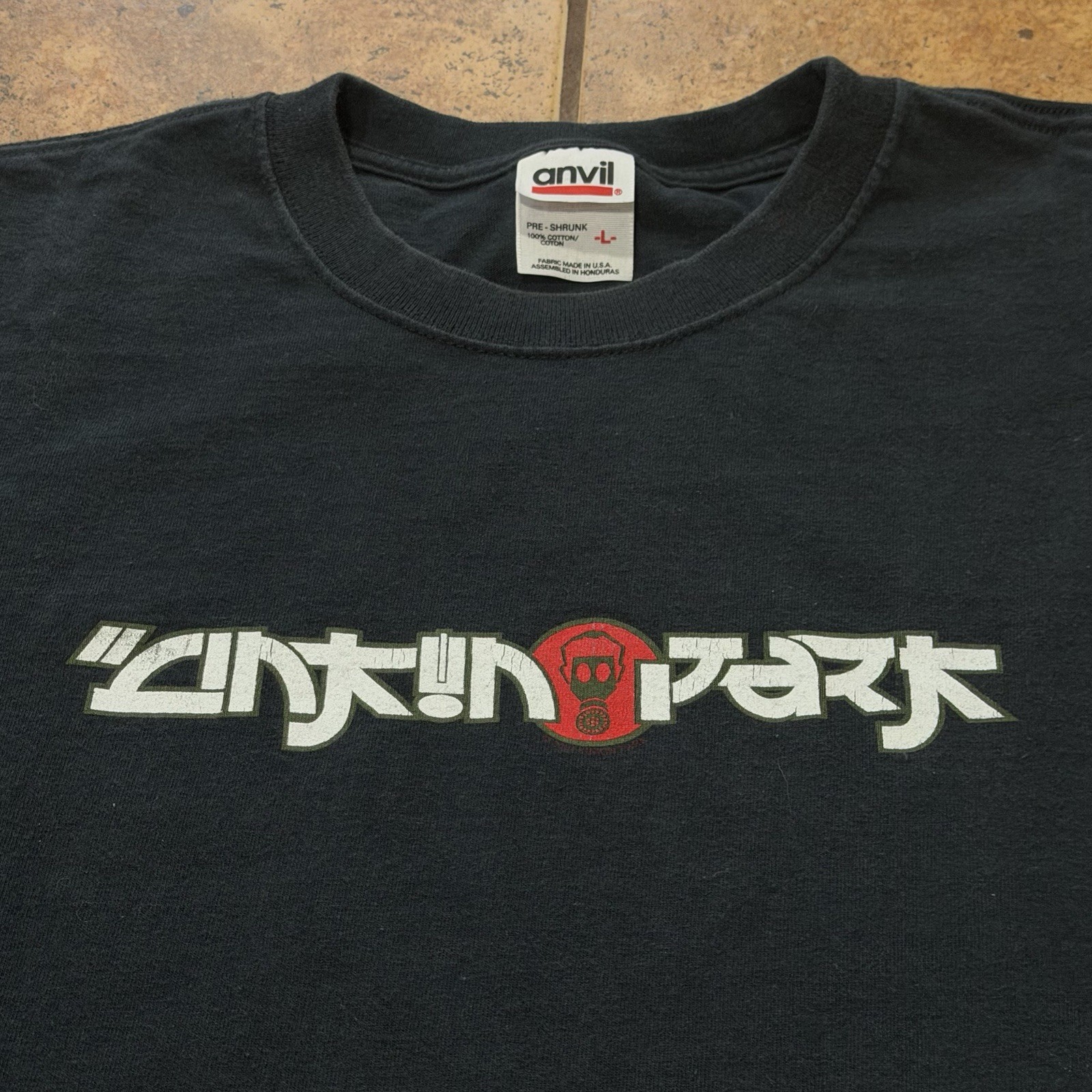 2001 Linkin Park Hybrid Theory Gas Mask Long Sleeve T-Shirt Vintage Rare gallery