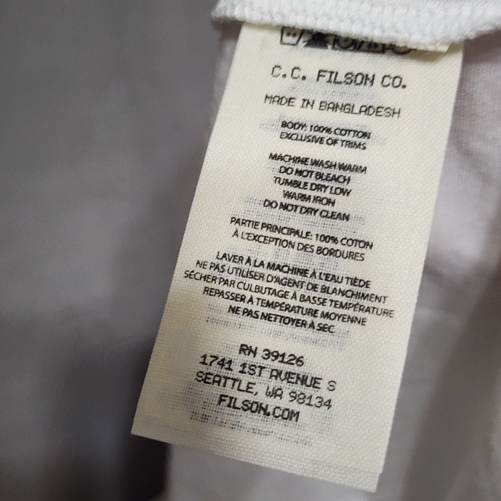 CC Filson New Circle Saw Blade Graphic Logo T-Shirt Men's XL White Cotton NWT gallery