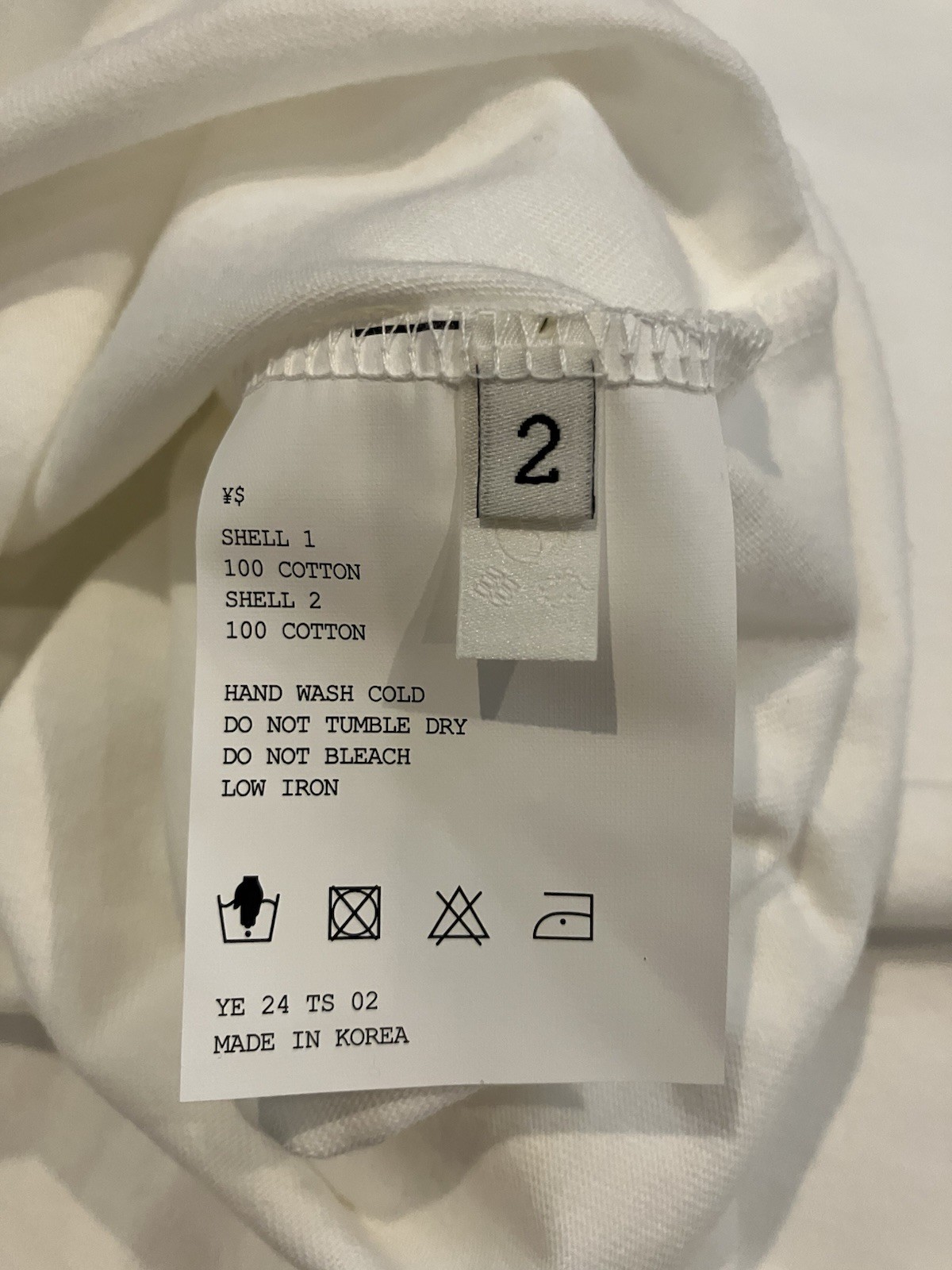 Yeezy Vultures sz 2 Korea Exclusive Merch Tee 2 "White" 8.23.24 gallery