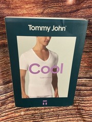 NEW Men’s Tommy John Cool Cotton Deep V-Neck Stay-Tucked Undershirt Size XXL