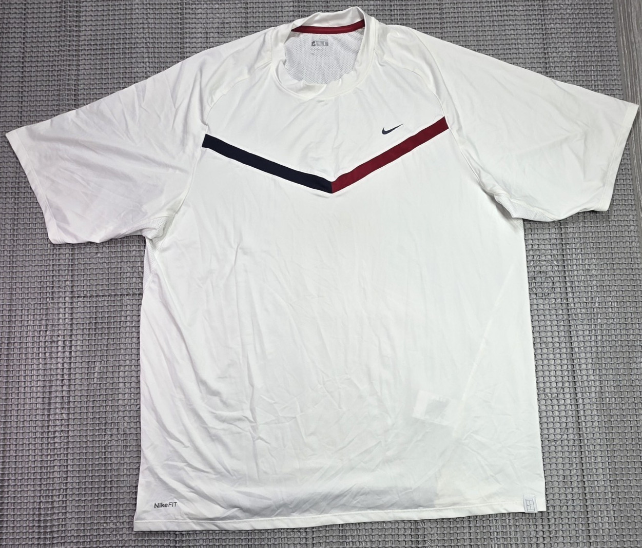 Nike Mens Fit Dry L White Short Sleeve Mesh Performance Tshirt Swoosh Chevron gallery
