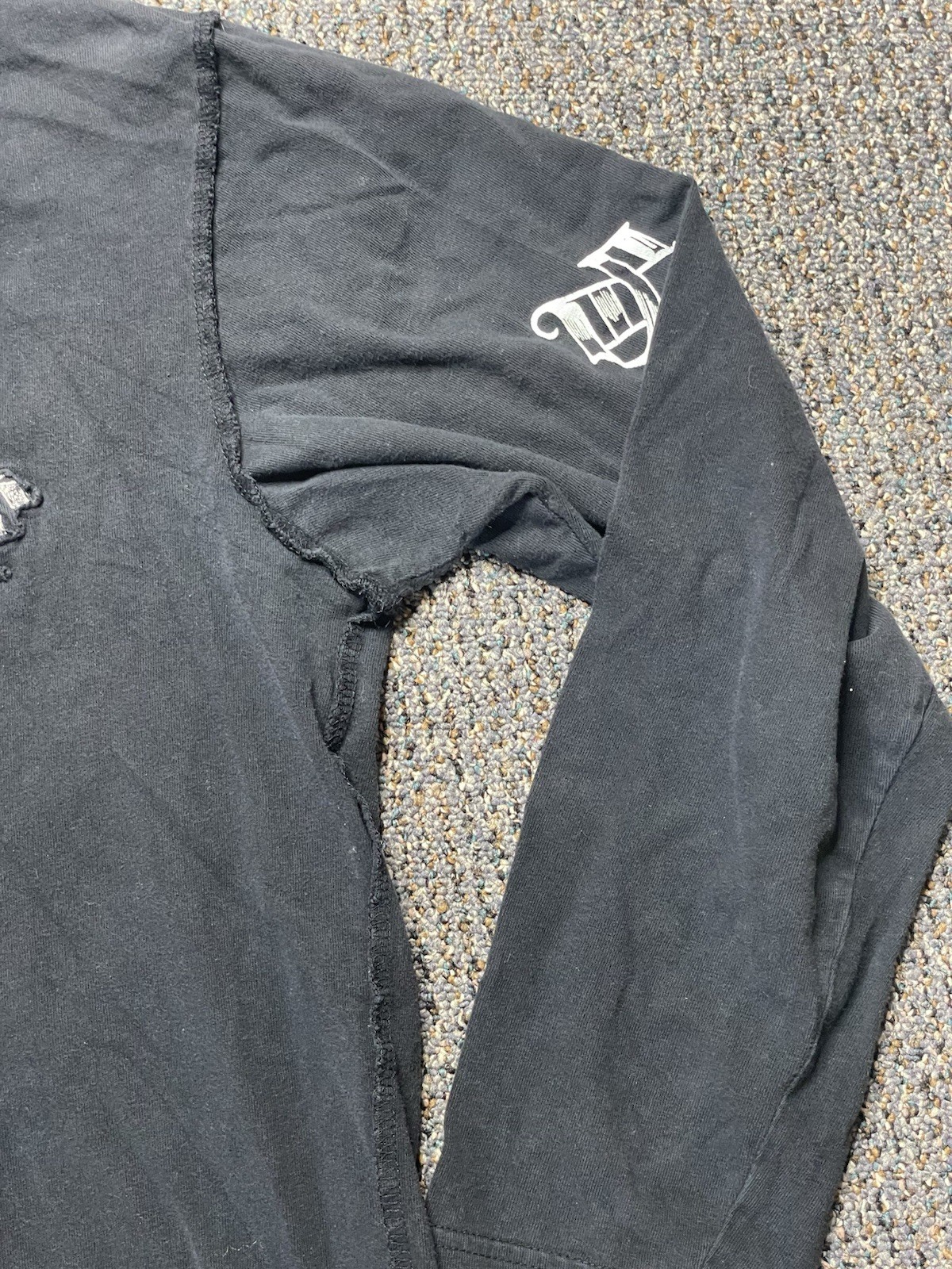 Vintage Southpole Y2K Limited Edition Graphic Skull Long Sleeve Large Black Rare gallery