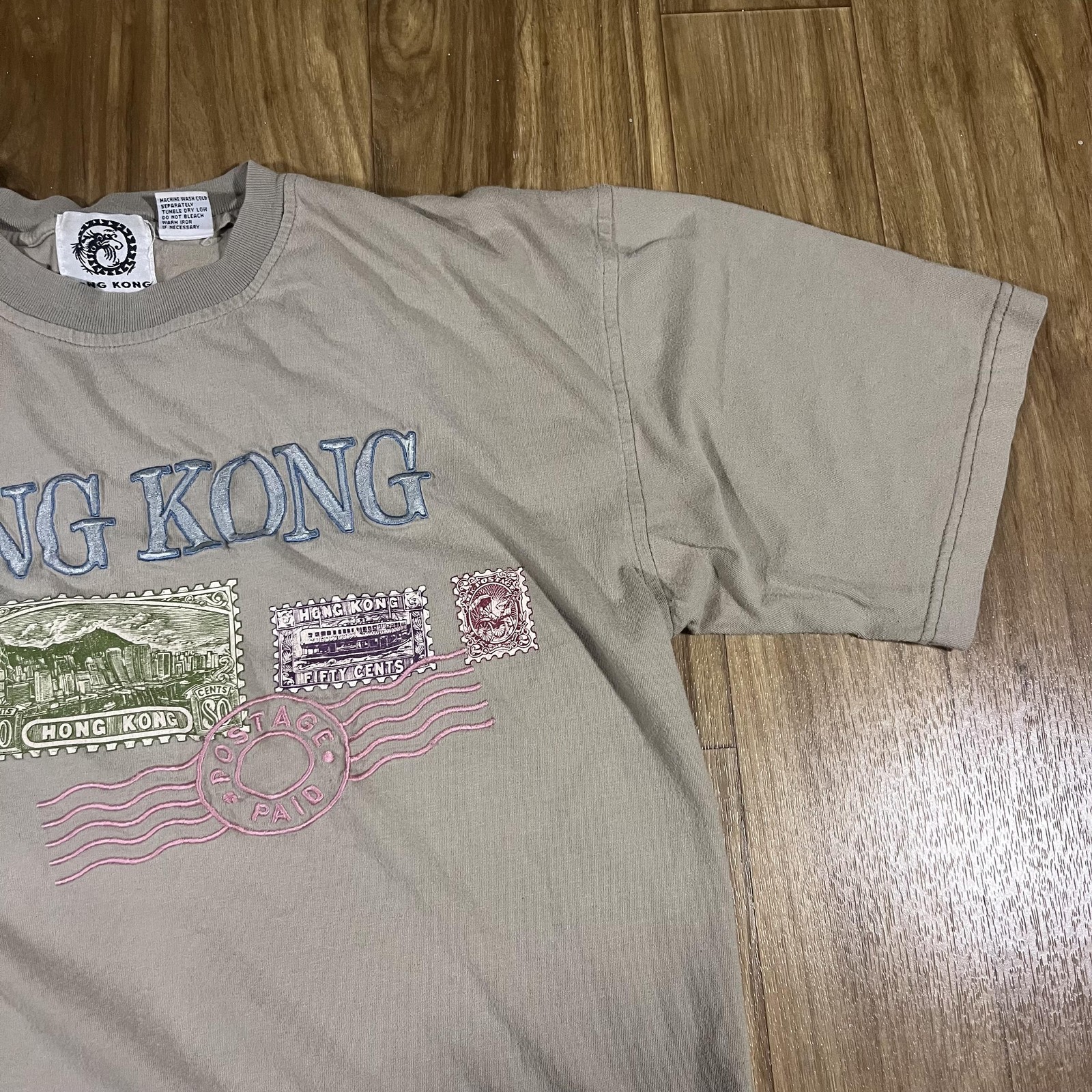 Vintage Hong Kong Shirt Mens XL Beige Embroidered Stamp Graphic Tourist Tee 90s gallery