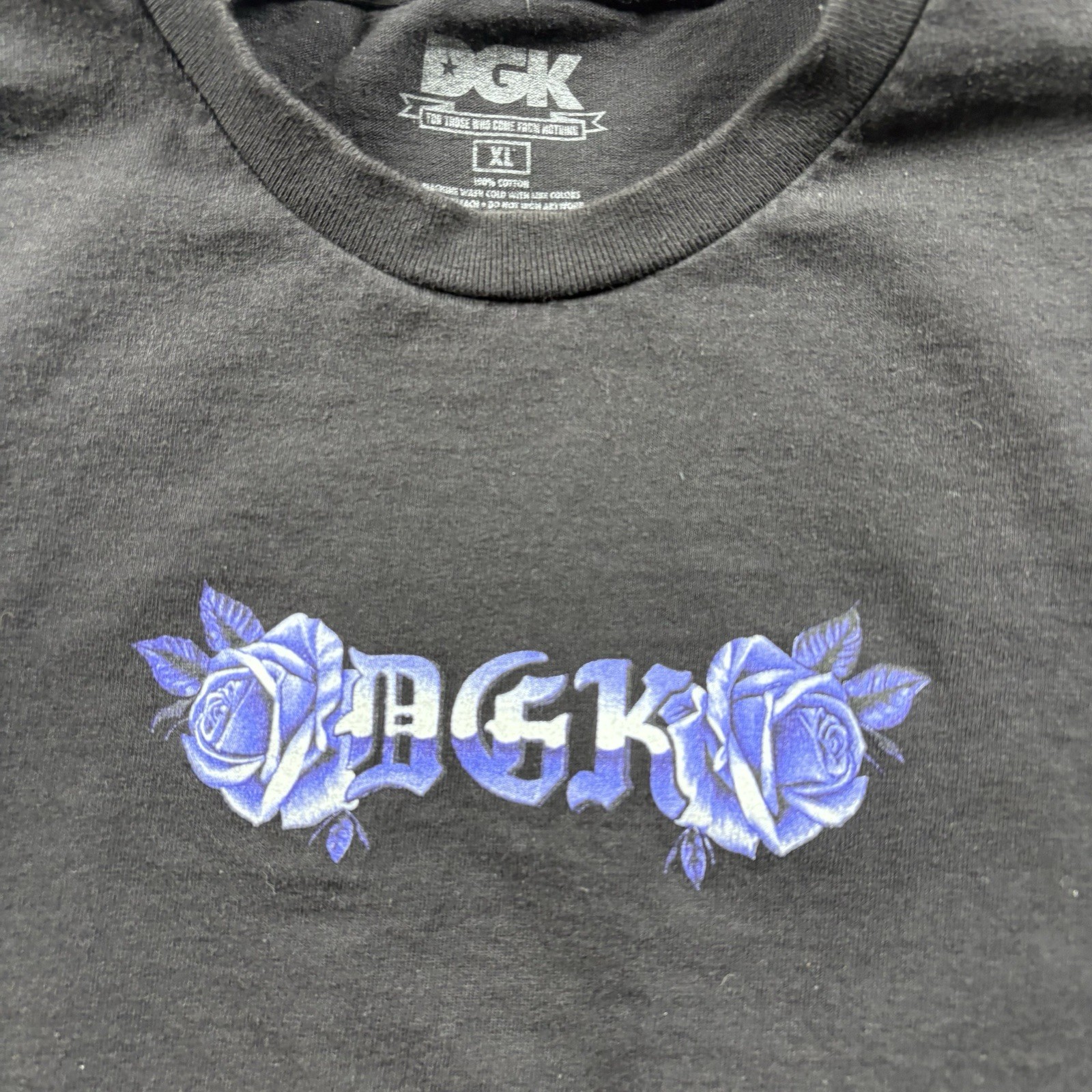 DGK Vida Avenue Men’s Size XL Black Grunge T-shirt Skate Tattoo Y2K #1828 gallery