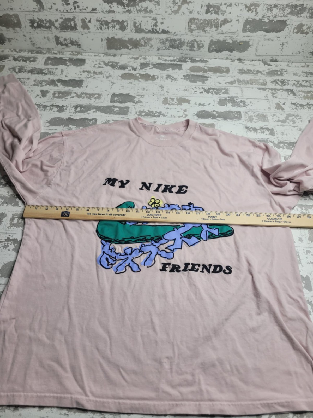 Nike T-Shirt Mens Large “My Nike Friends” Pink 3D Puff Print Graphic Size XL gallery