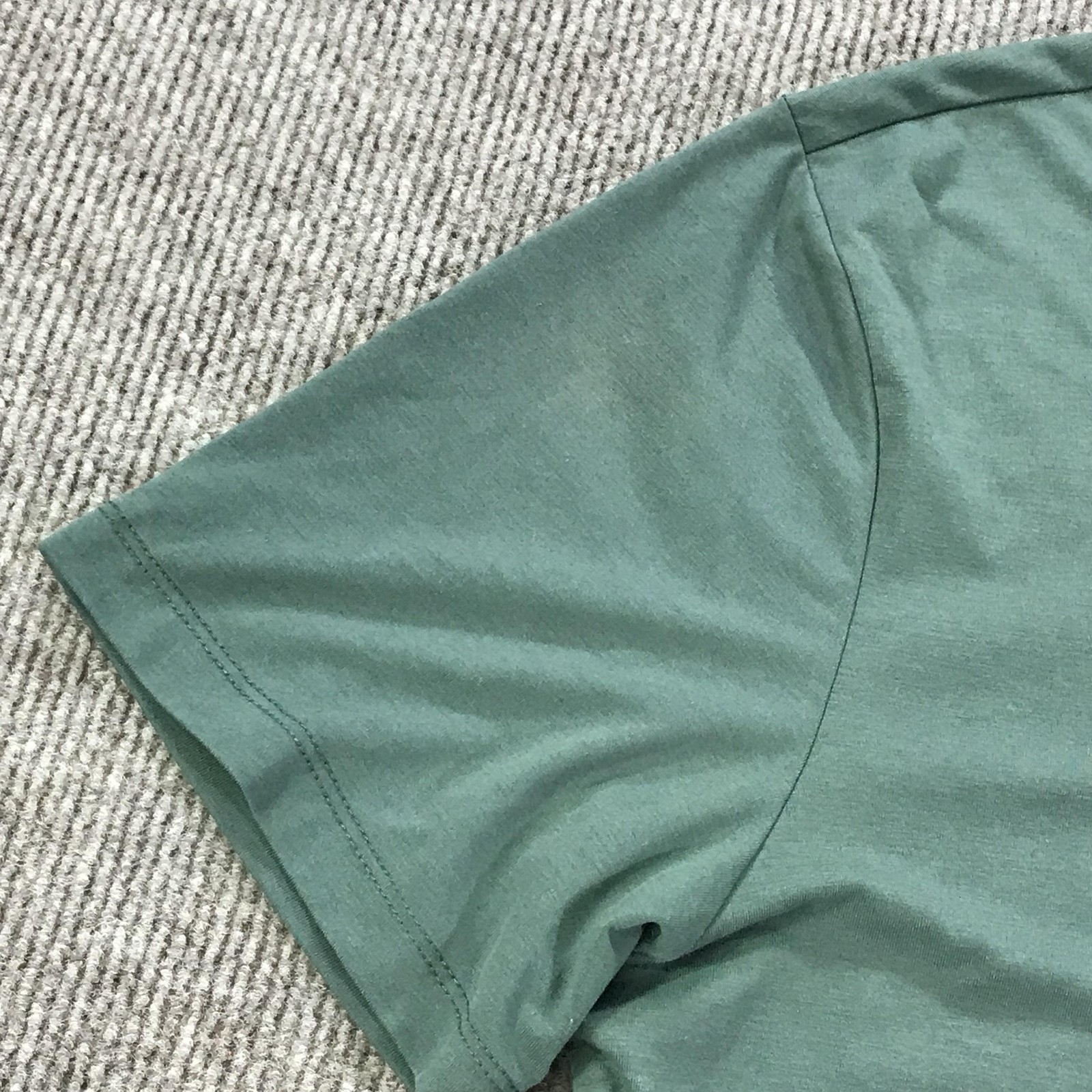 CUTS Henley Shirt Mens Large Green PYCA Pro Stretch Curved Hem Tee Soft Casual gallery