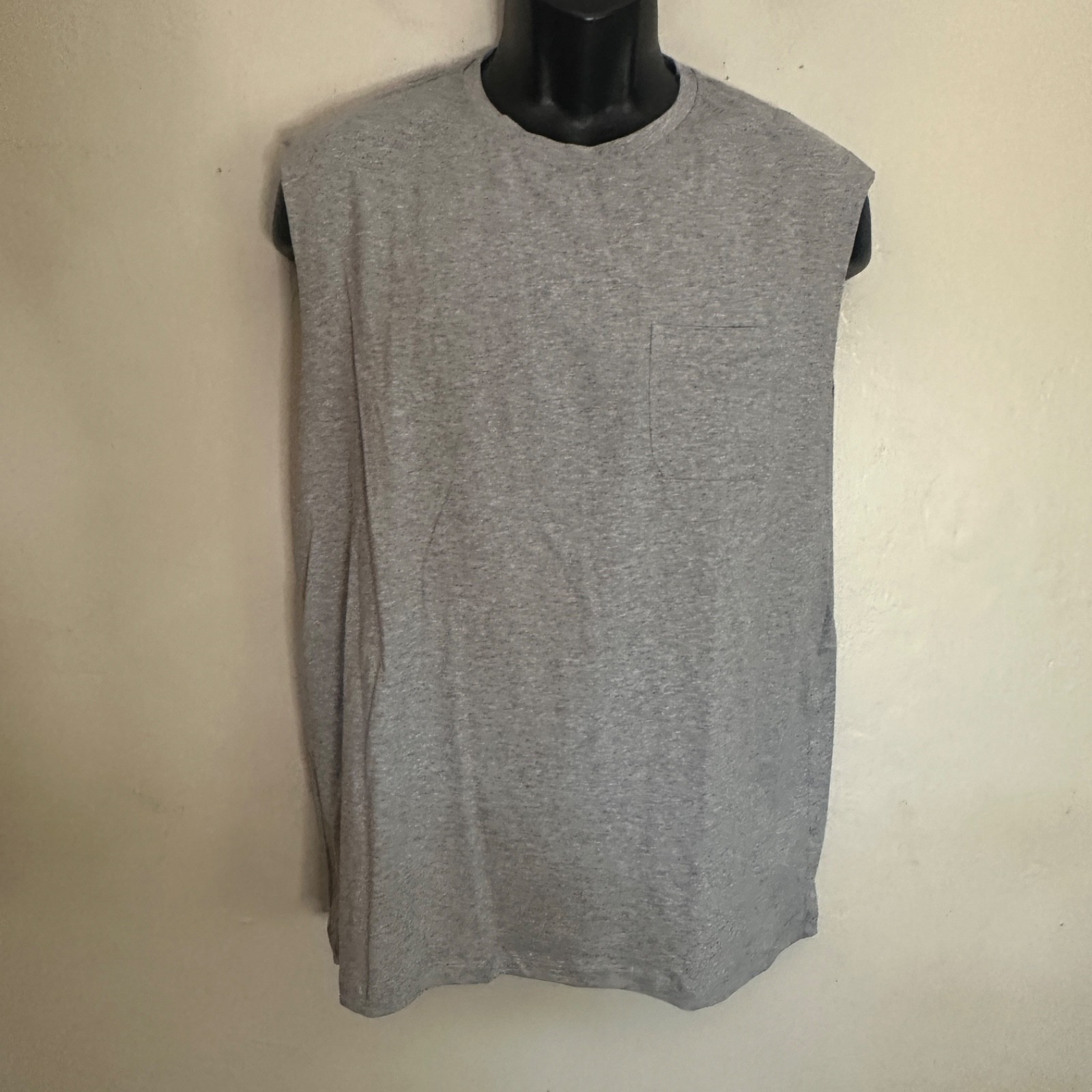 Addicted Sleeveless Pocket T Shirt XXL runs small New with tags 100% cotton gallery