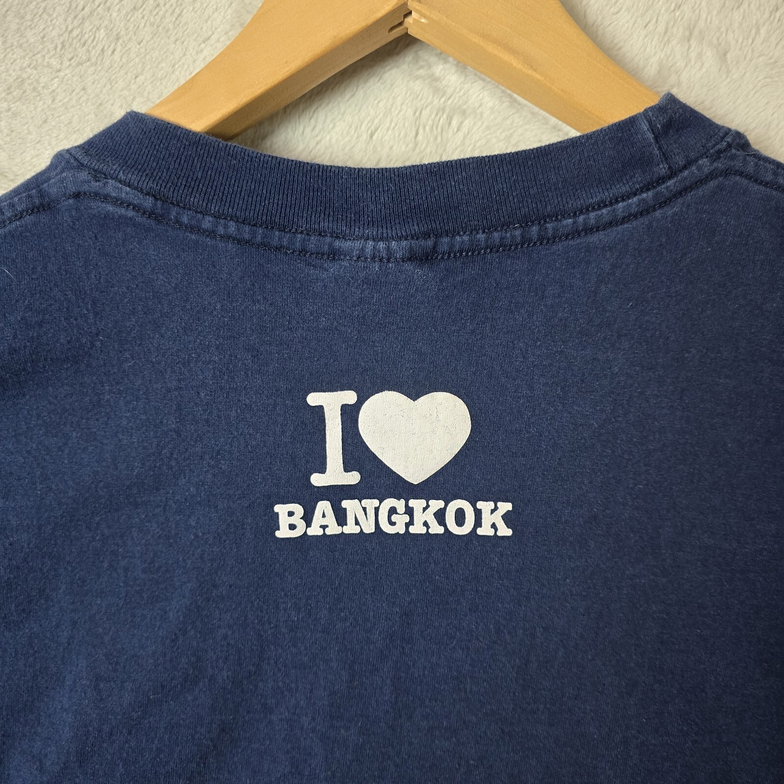 Vintage I Heart Bangkok T-Shirt Love Thailand Large 90s Vtg gallery