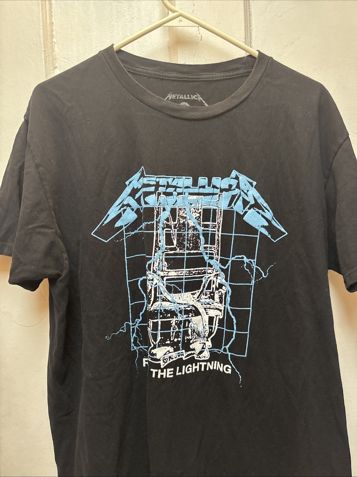 Metallica, Blue And Black Ride The Lightning Concert T-Shirt Men’s Size XL