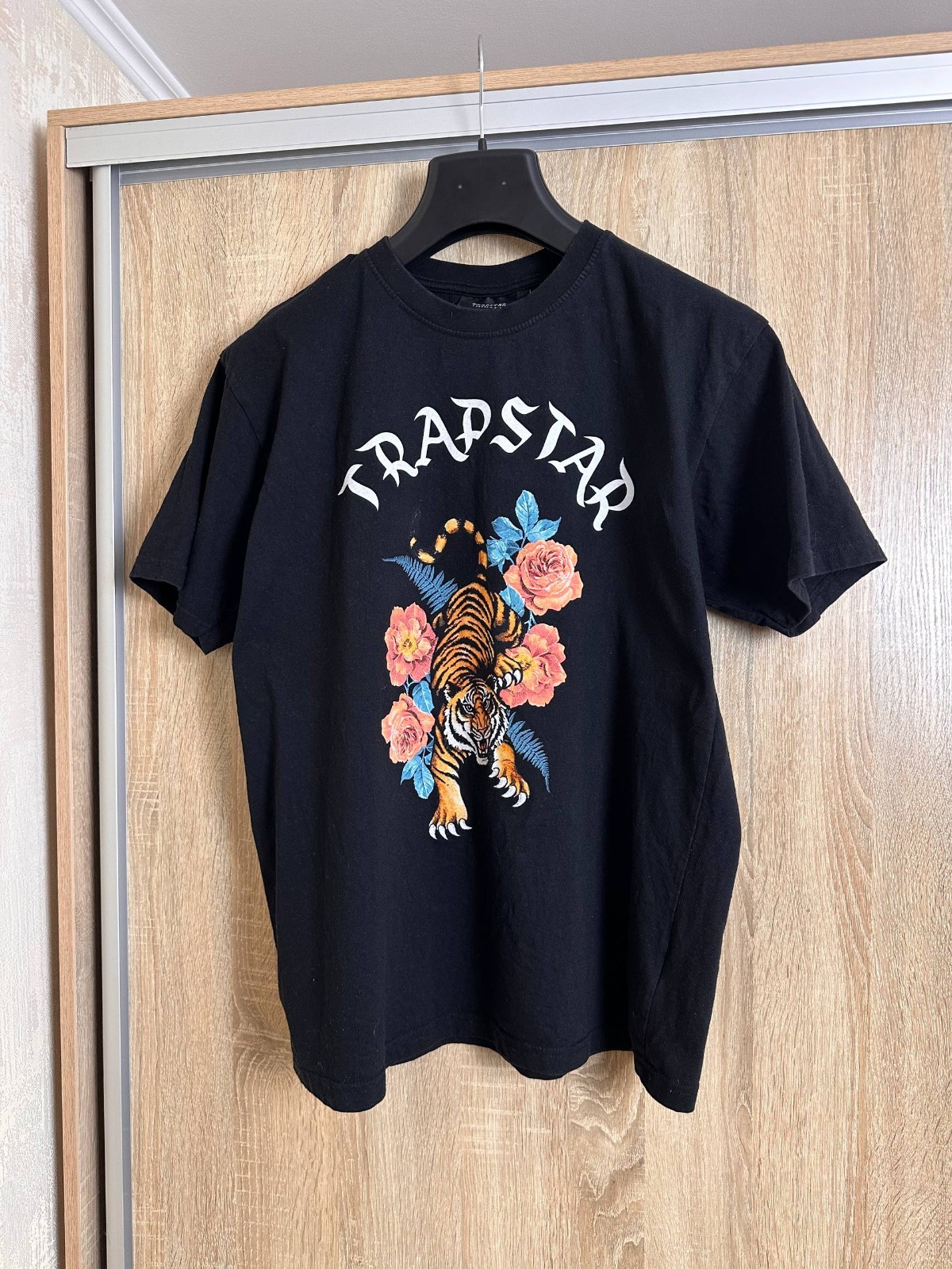 Trapstar London Big Logo Tiger Y2K T Shirt Mens Size L Black gallery
