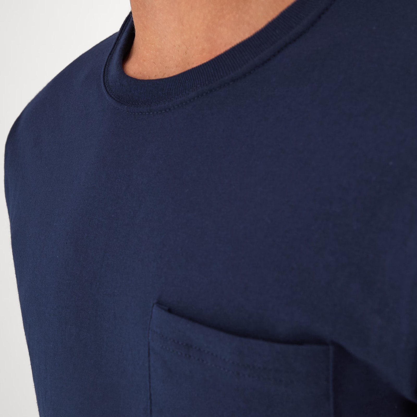 Hanes Men's Value Pack Assorted Pocket T-Shirt Undershirts, 6 Pack gallery