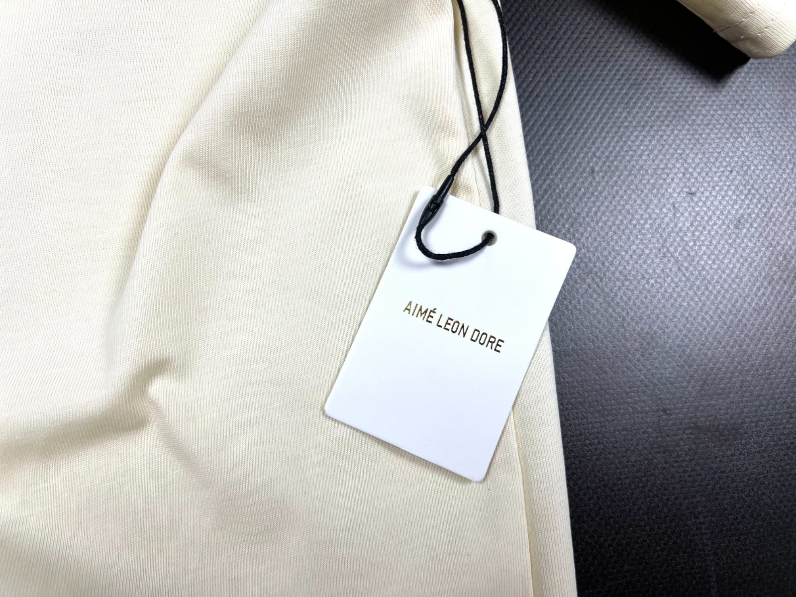 NWT Aime Leon Dore Unisphere Logo Beige Cotton Casual t Shirt Men's Size M gallery