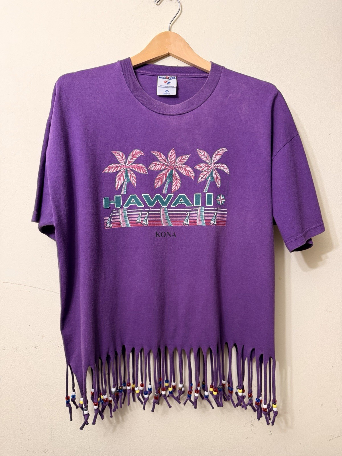 Vintage Kona Hawaii T Shirt Adult Size XL Custom Beaded Bottom 90s Souvenir Tee gallery