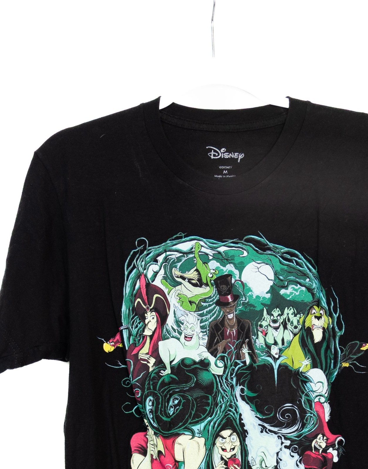 Disney Villains Size M Black T-Shirt Featuring Iconic Characters Design Men’s gallery