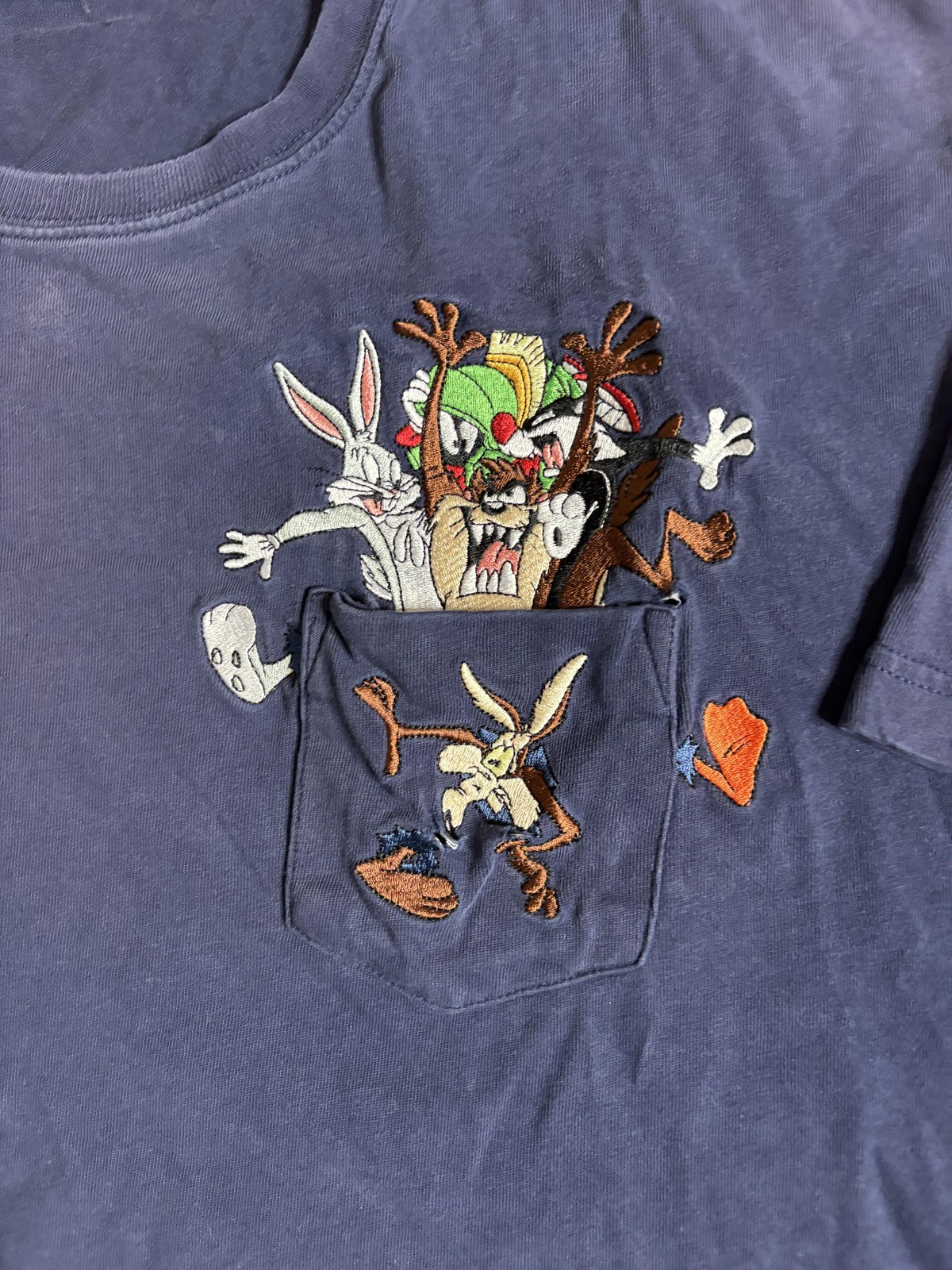 Looney Tunes Shirt Mens XL Blue Pocket Embroidered Bugs Taz Sylvester Wile E gallery