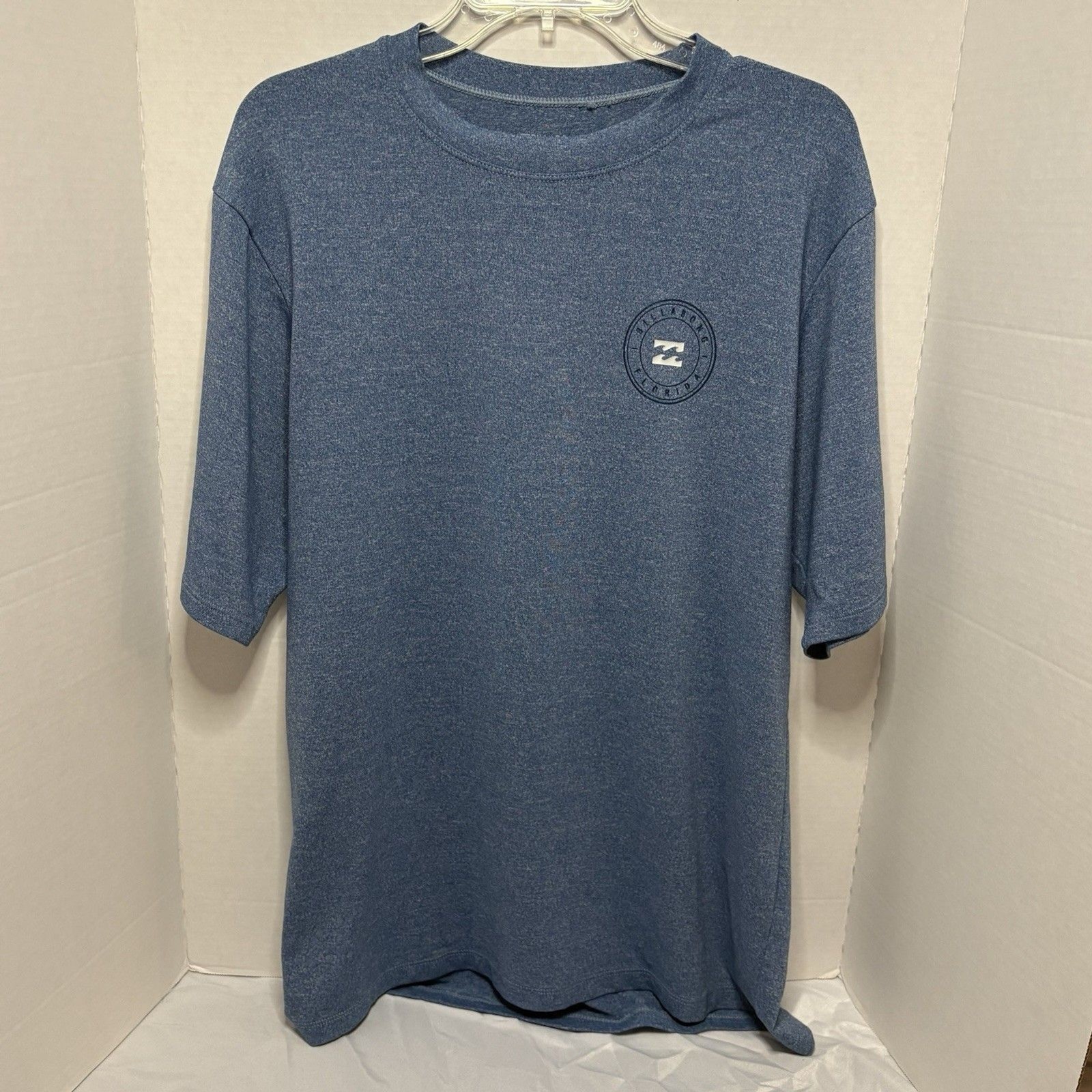 Billabong Men’s Short Sleeve Surf Shirt UVA/UVB Protection, Size Large, Blue