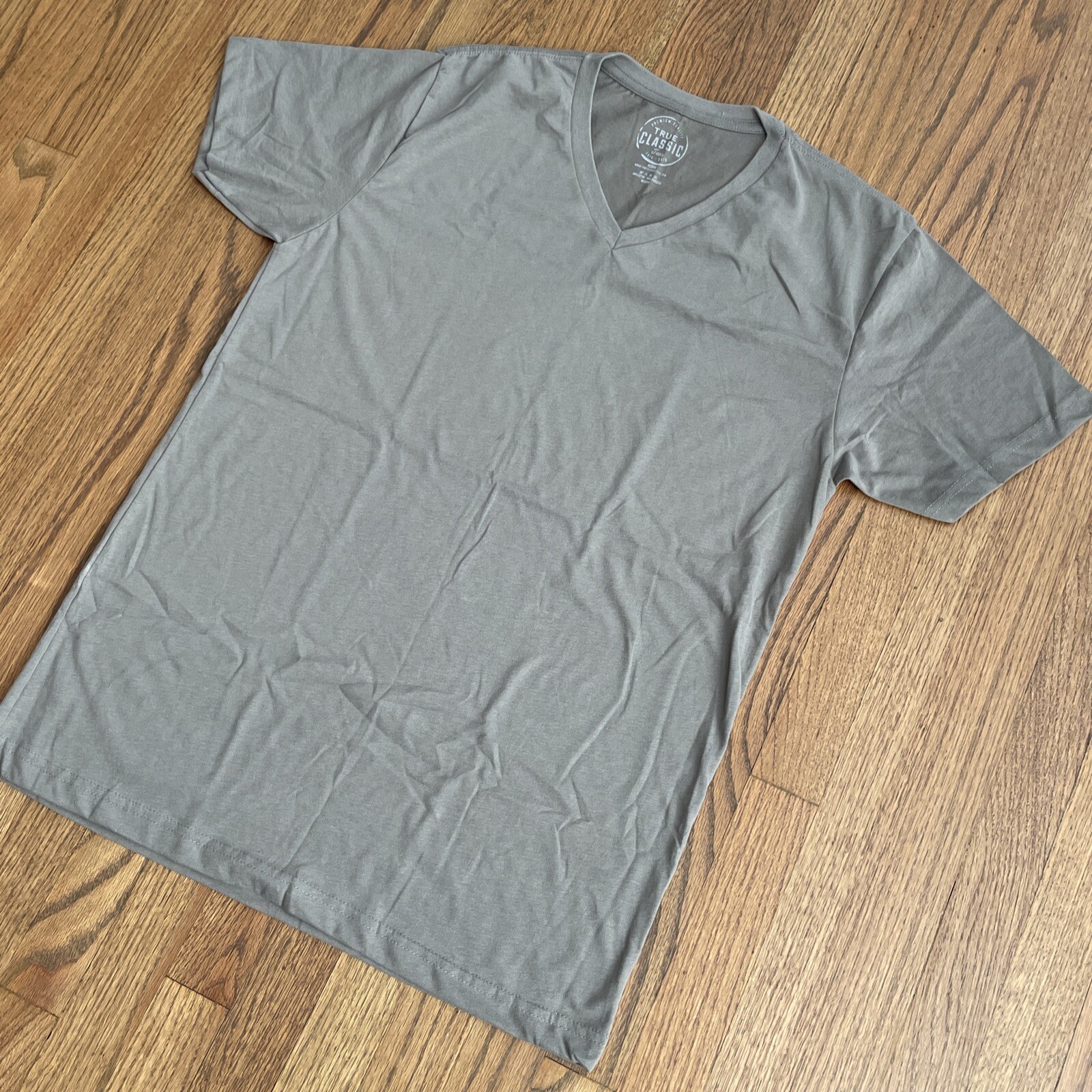 True Classic Premium Quality * V NECK * Tee T Shirt Mens MILITARY BEIGE MEDIUM M gallery