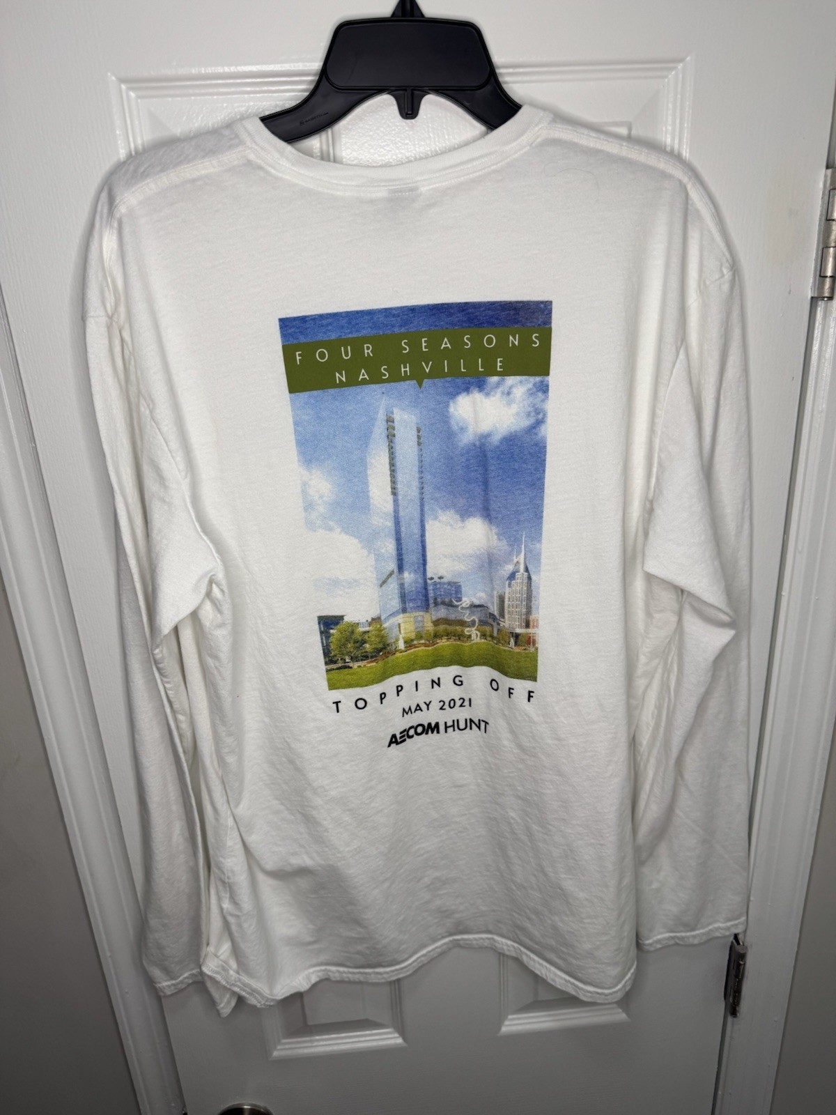 Four Seasons Nashville Hotel AECOM HUNT May 2021 Construction T-Shirt XL White gallery
