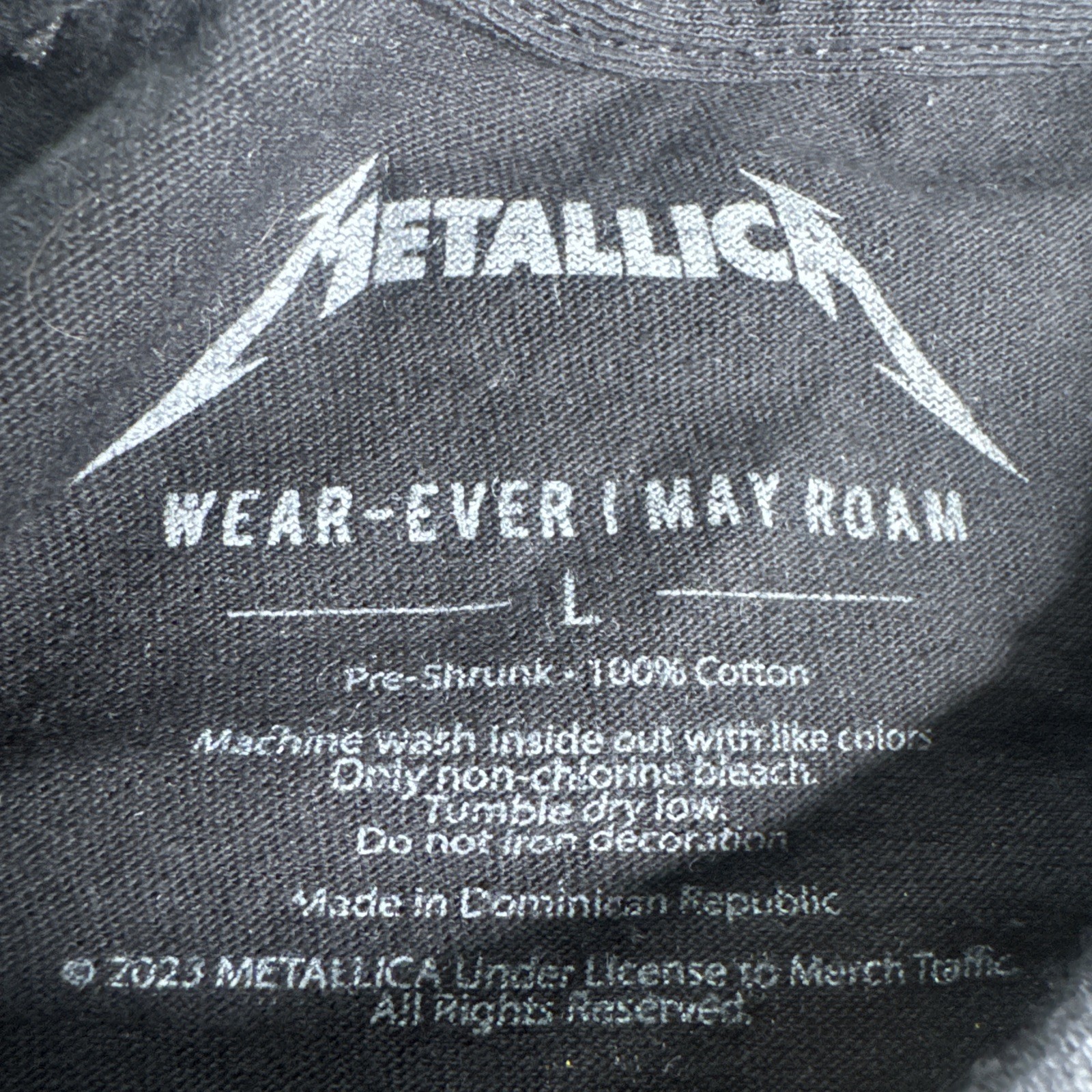 2023 Official Metallica Phoenix Shirt Sz L State Farm Stadium Arizona Tour AZ gallery