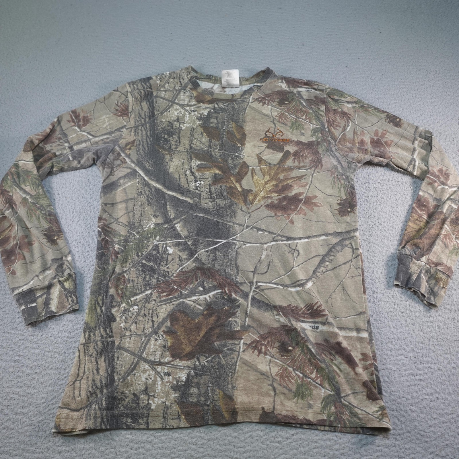 Realtree Camo Shirt Mens Medium Brown AP Long Sleeve Hunting Outdoors Nature gallery