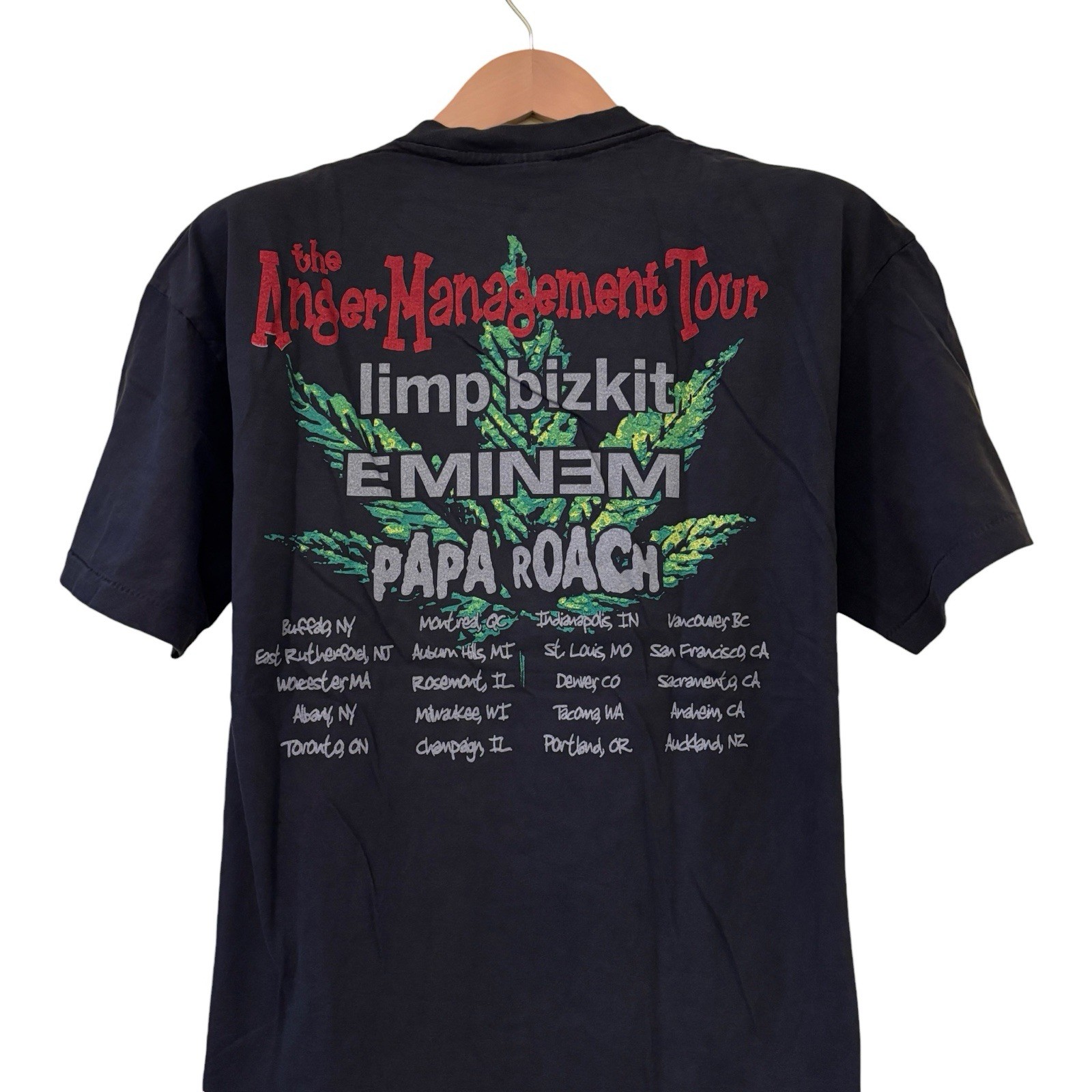 Limp Bizkit Anger Management Tour Eminem Papa Roach Tour T-Shirt XL Reprint gallery