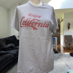 Enjoy California Gray And Red Short Sleeve T Shirt Size Medium