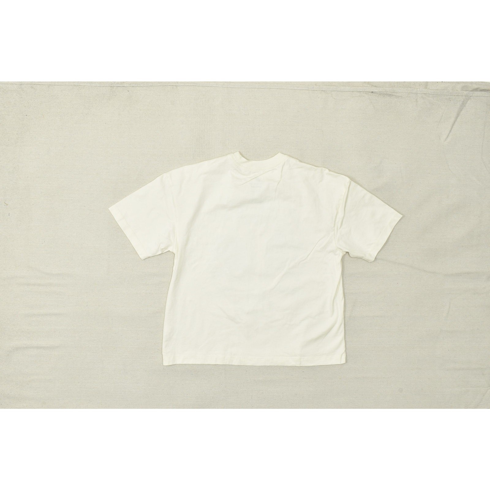 Nike The Nike Tee Men Large Cream Winged Victory Tour 1972 Oversized Fit T-Shirt gallery