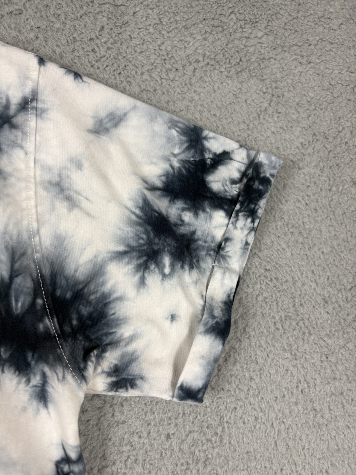 YoungLA Hummingbird T-shirt Men’s XL Tie Dye Comfort Stretch Hip Hop Streetwear gallery