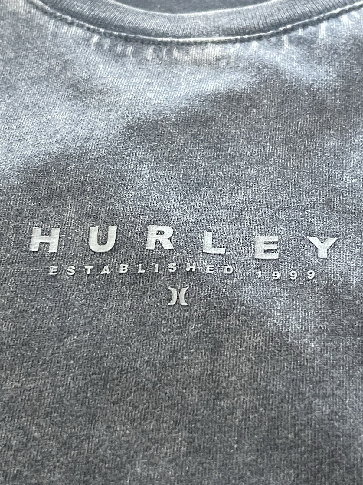 Hurley Men’s Large Black Washed Sleeveless Tank Top Logo Graphic Cotton NWT gallery