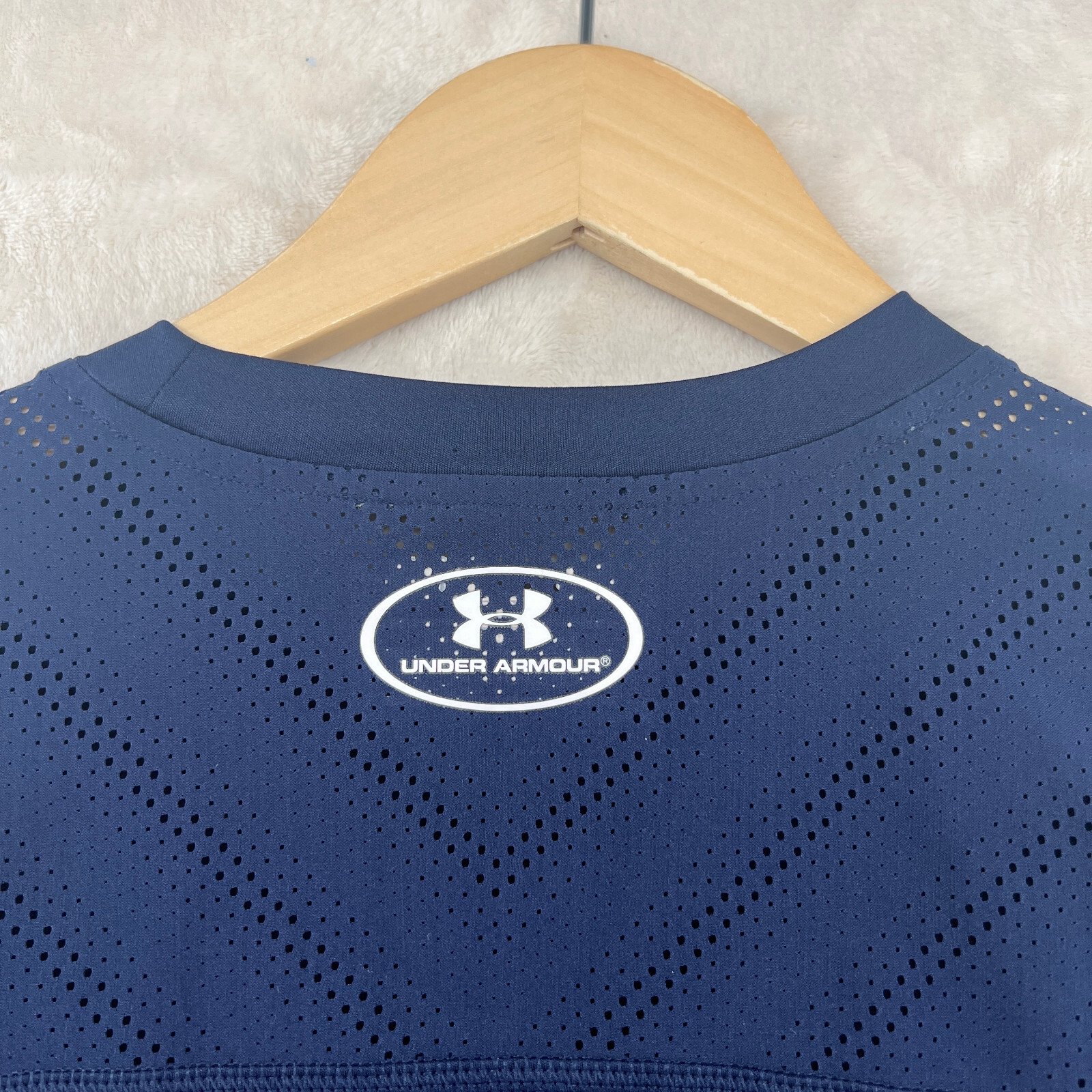Under Armour Heatgear Men's Size M Solid Blue Loose Fit S/S Crew-Neck T-Shirt gallery