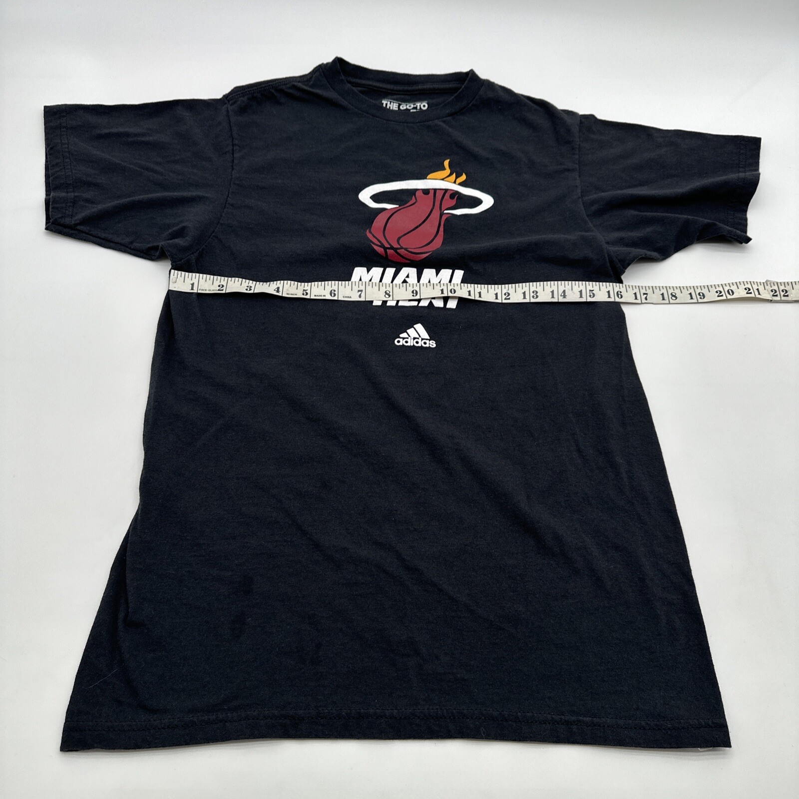 The Go-TO Tee Adidas T-shirt Womens Small Black Graphic Print Logo …#14905 gallery