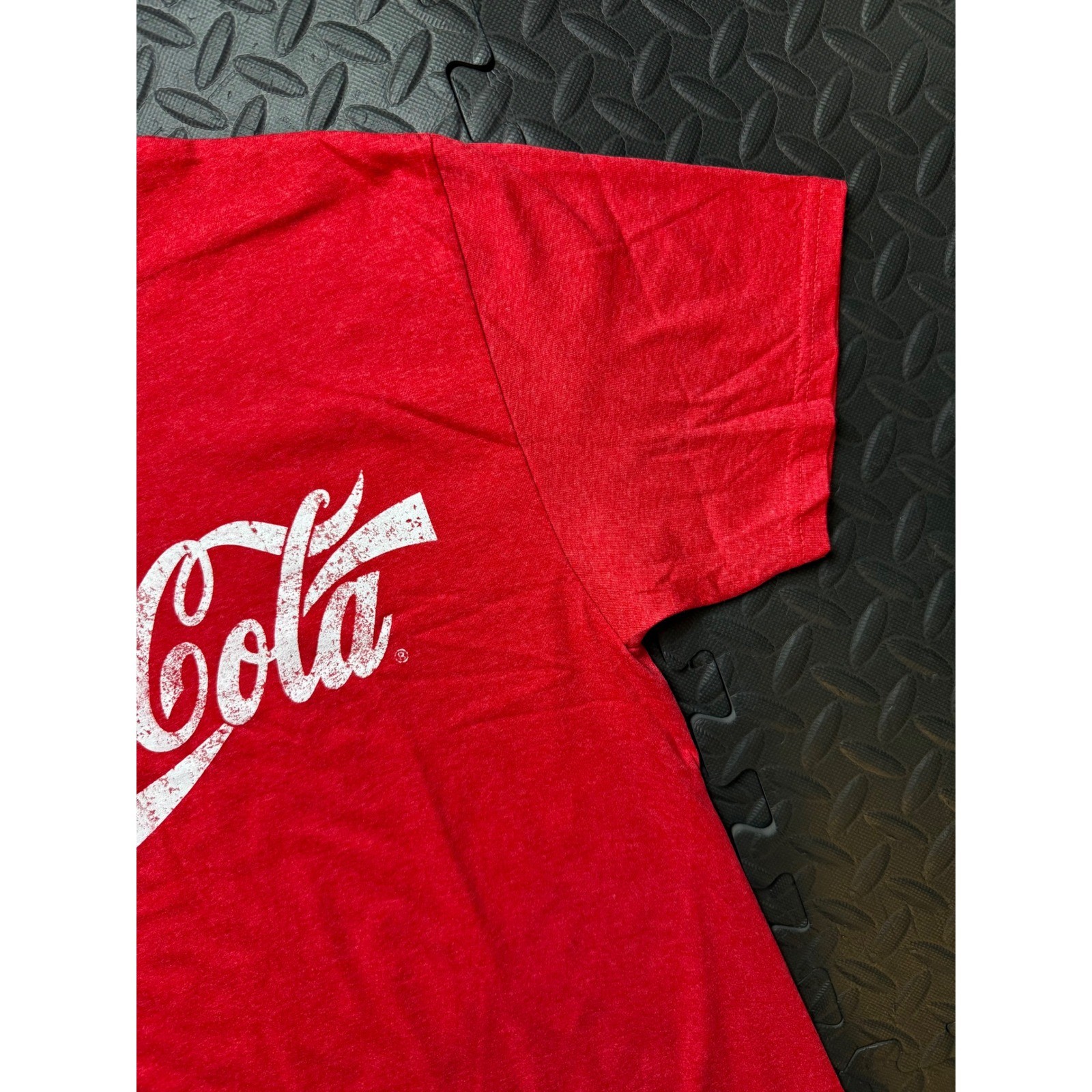 Coca-Cola Mens Graphic T-Shirt Red Heather Distressed Logo 20321 Size Medium NEW gallery