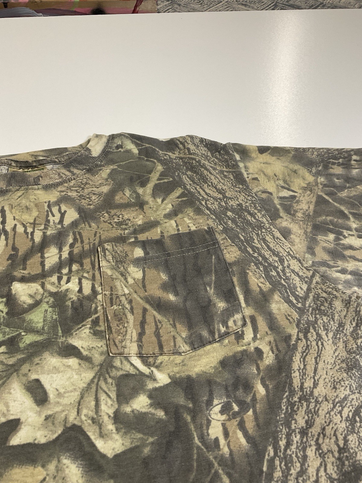 Vintage Mossy Oak Camo Pocket T Shirt Sz L Classic Outdoor Nature Grunge Y2K gallery