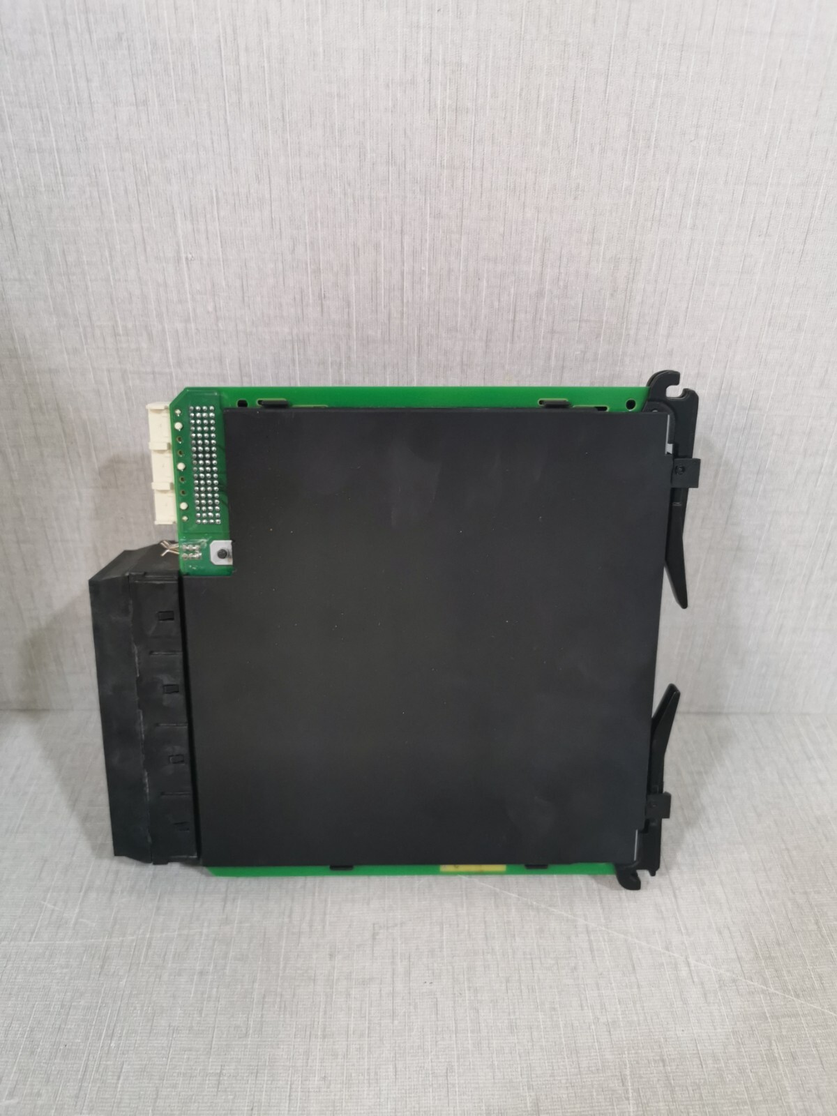 GE MULTILIN UR6EH DIGITAL I/O 6E MODULE- WITH FILTHY BOX