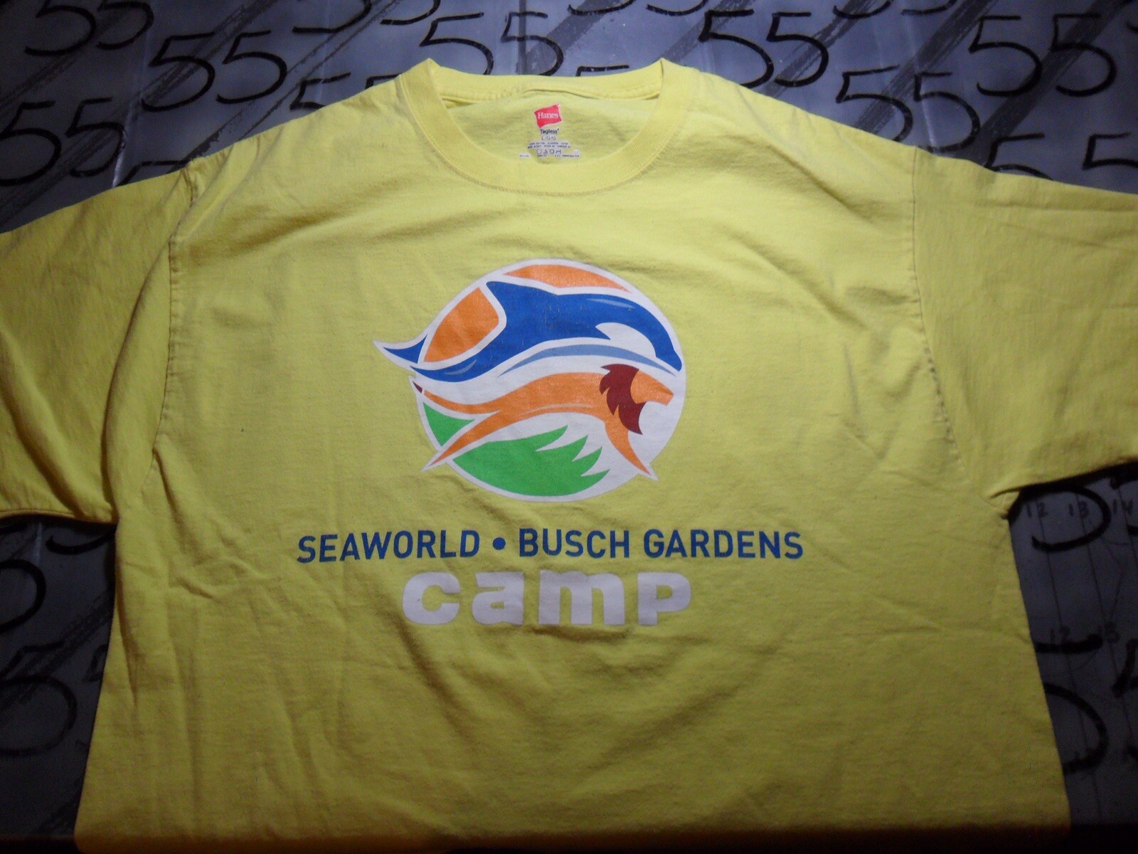 Large Sea World Busch Gardens Camp ( Lightly Cracked)T Shirt gallery