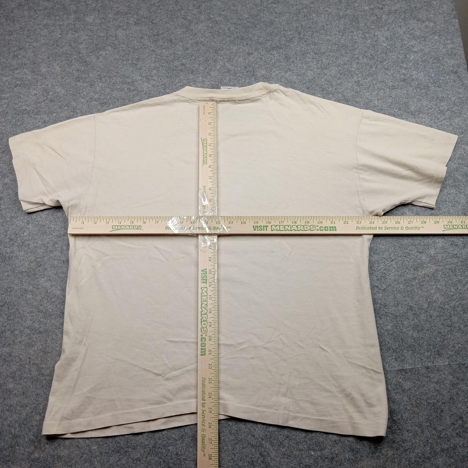 Vintage Mountain Gear Shirt Mens Extra Large Tan Wolf Graphic Vail Made USA 90s gallery