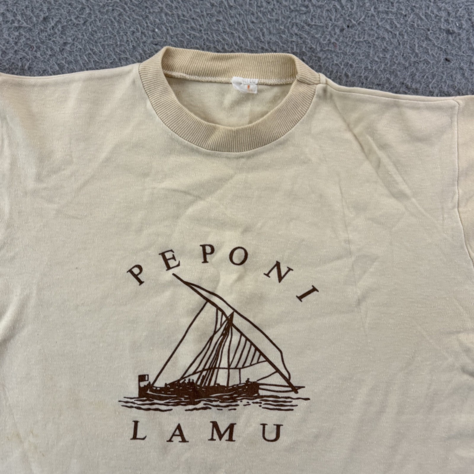 Vintage Peponi Hotel Shirt Adult Small Kenya Lamu Short Sleeve 80s Outdoor USA gallery