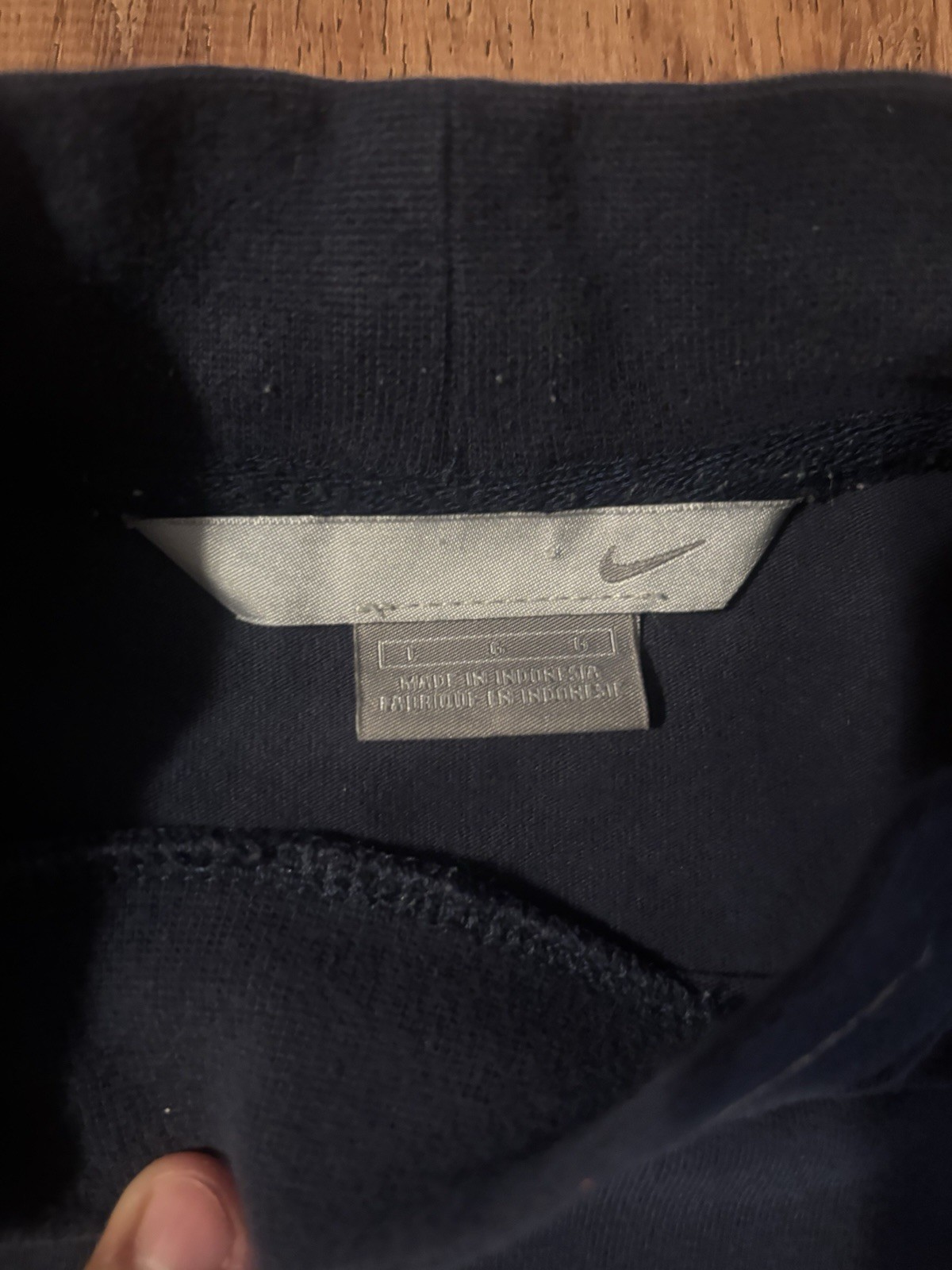 Y2K Nike Mock Neck Long Sleeve T-Shirt Navy Blue Embroidered Swoosh Size Large gallery